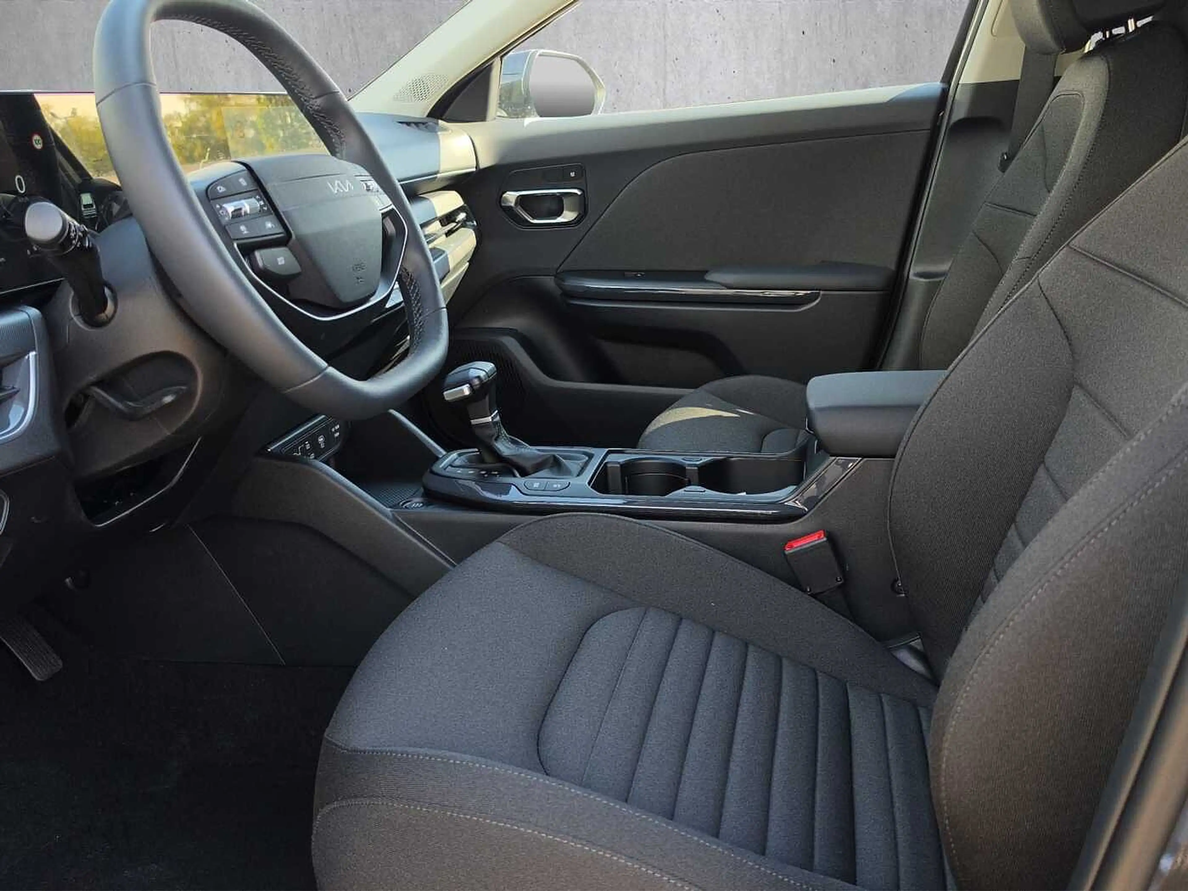 Kia K4 1.6 T-GDI Gold //Winterpaket/Kamera/Navi/Keyless — photo 8