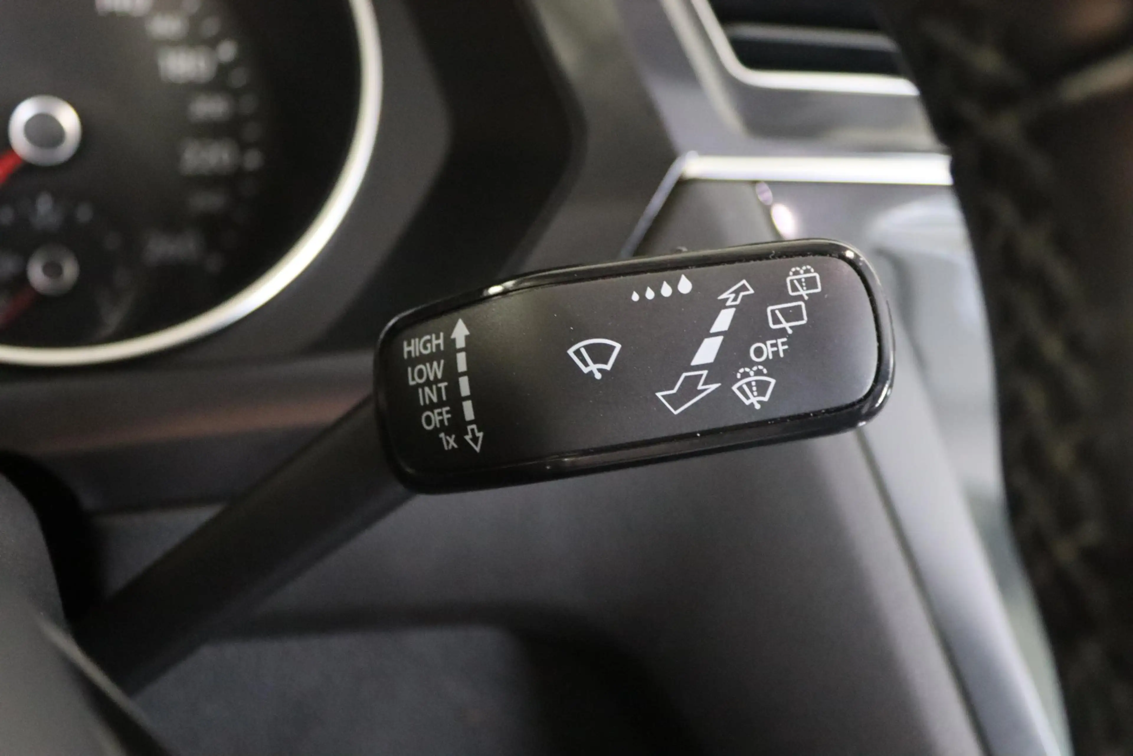 Volkswagen Tiguan Allspace 1.5 TSI, DSG, Comfortline, 7-Persoons, Apple Carpl — photo 44