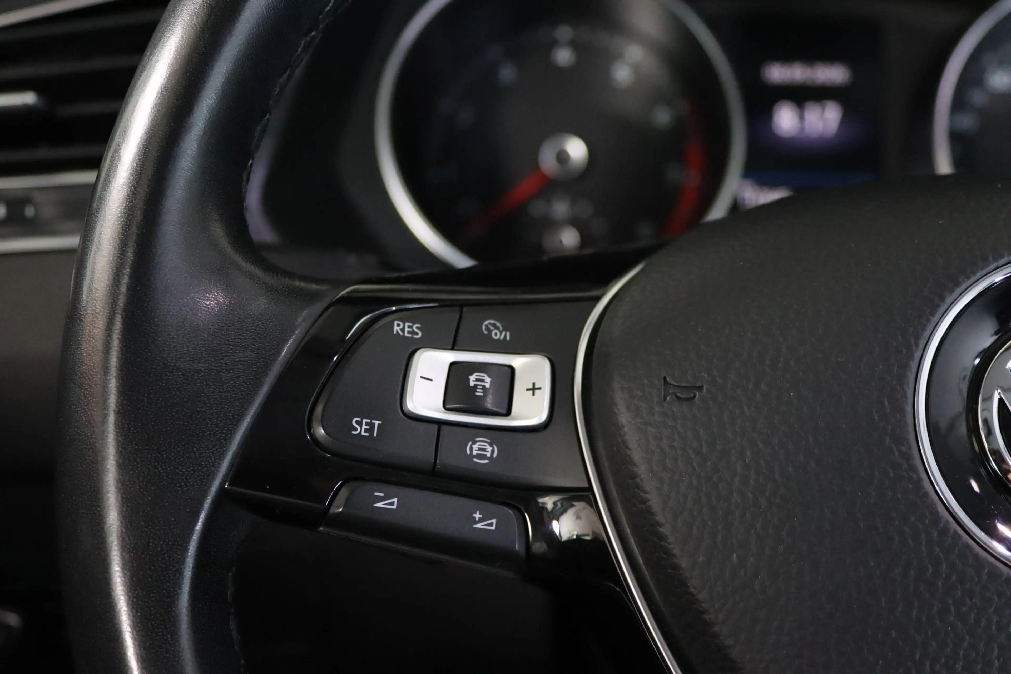 Volkswagen Tiguan Allspace 1.5 TSI, DSG, Comfortline, 7-Persoons, Apple Carpl — photo 41