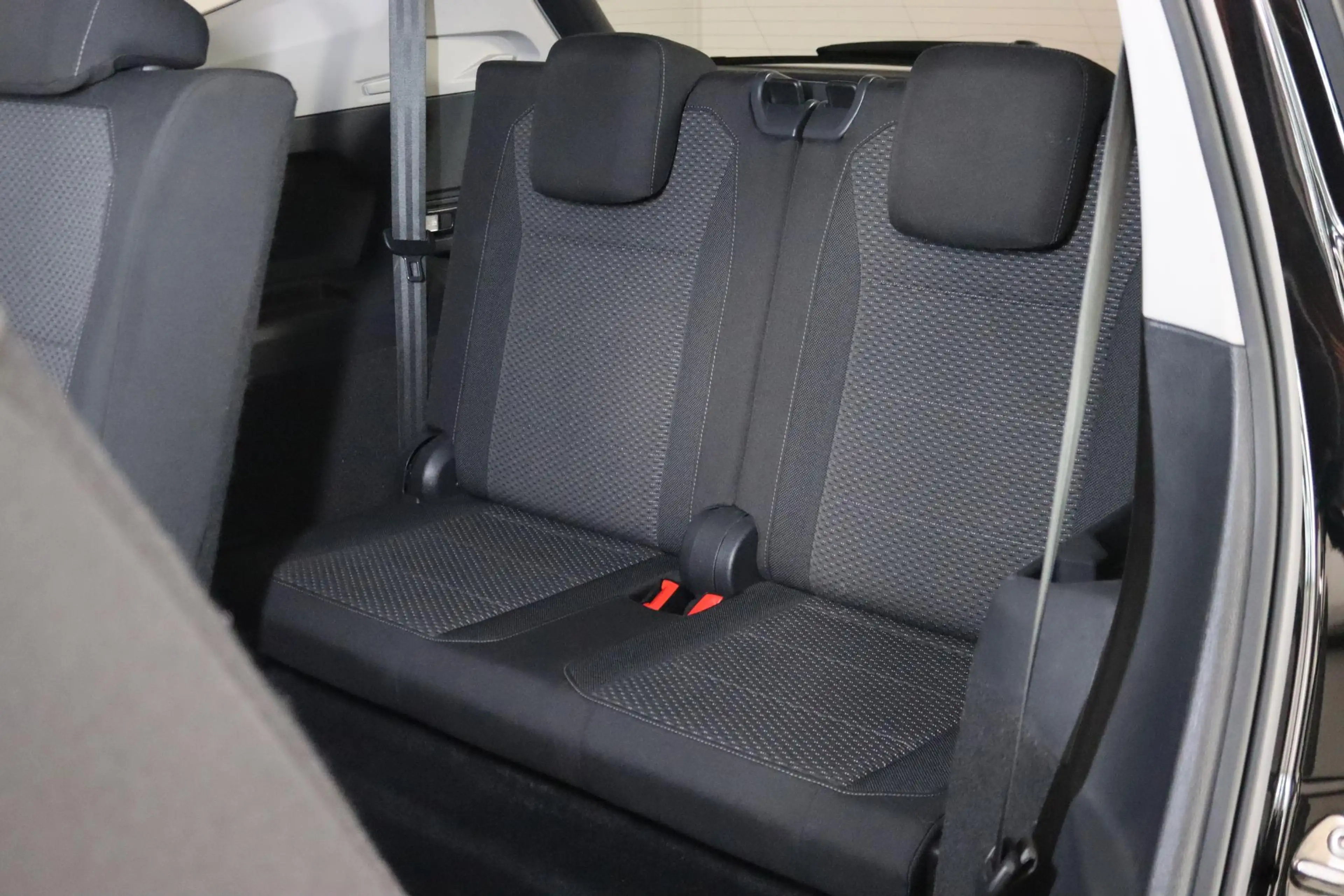 Volkswagen Tiguan Allspace 1.5 TSI, DSG, Comfortline, 7-Persoons, Apple Carpl — photo 7