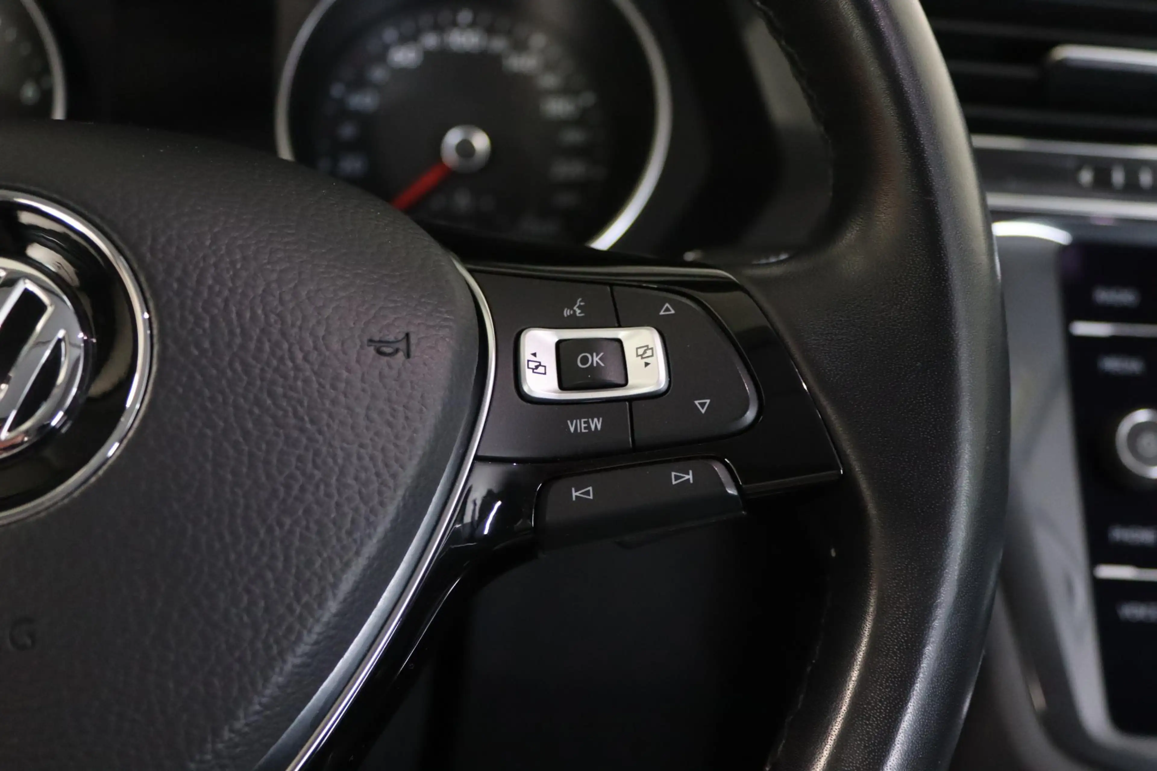 Volkswagen Tiguan Allspace 1.5 TSI, DSG, Comfortline, 7-Persoons, Apple Carpl — photo 43