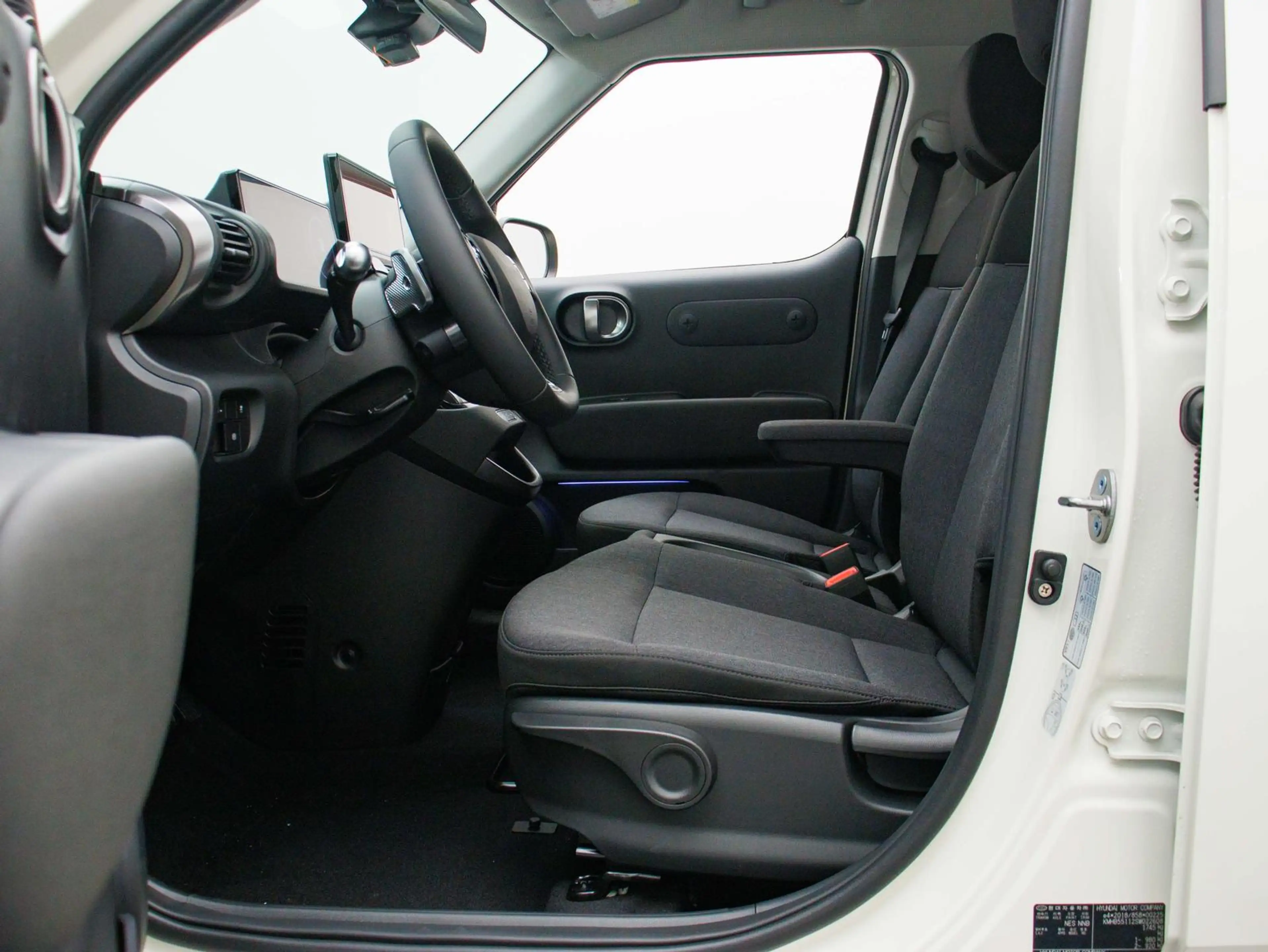 Hyundai Inster Evolve 49 kWh / ACC / PDC vorne + hinten / Kamera — photo 5