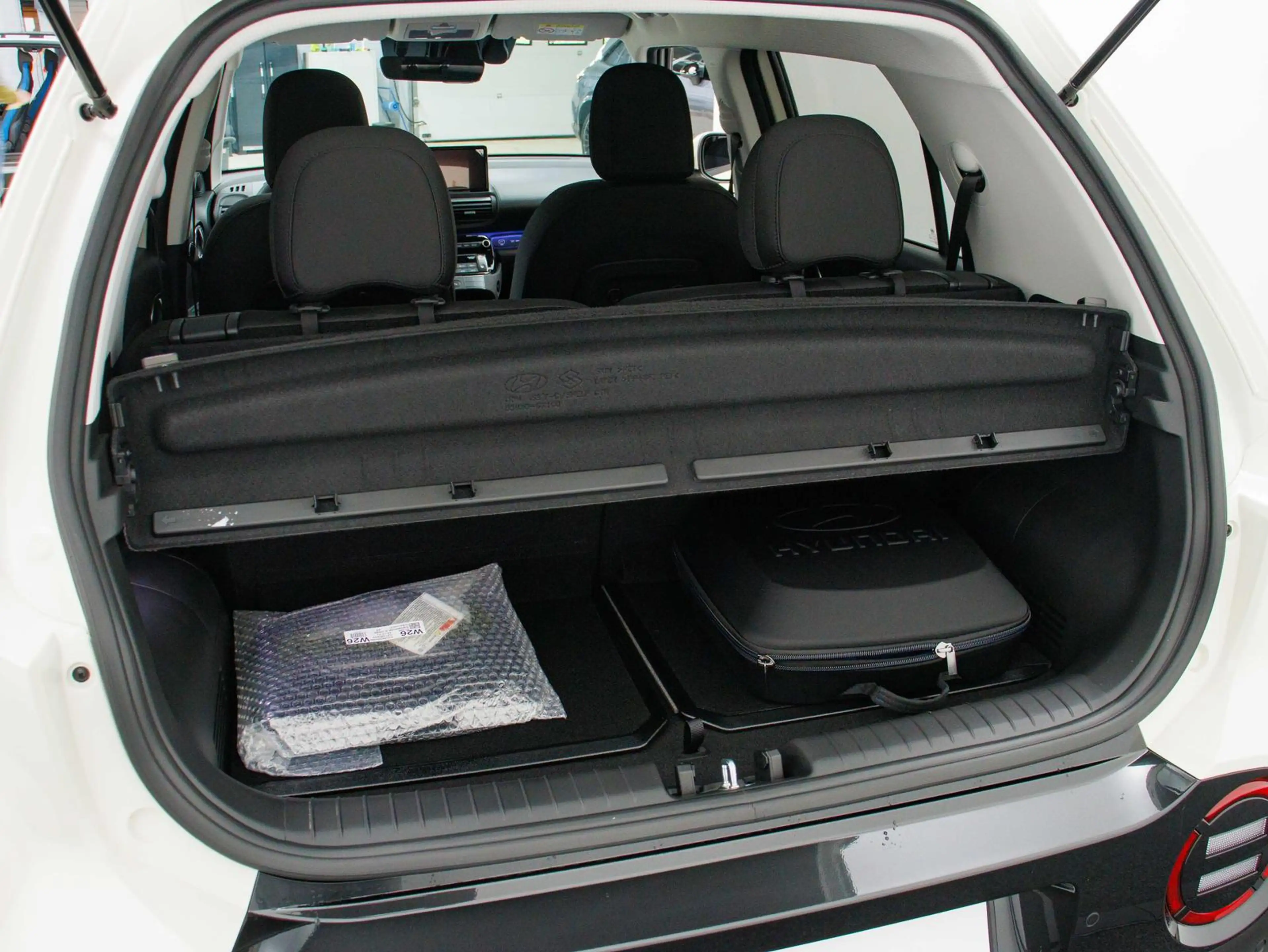 Hyundai Inster Evolve 49 kWh / ACC / PDC vorne + hinten / Kamera — photo 8