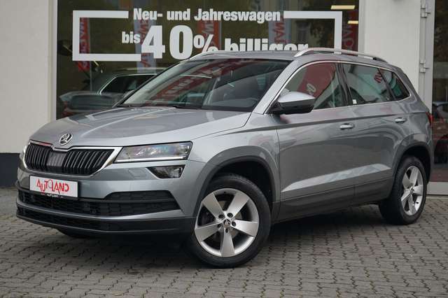 Skoda Karoq 1.5 TSI DSG LED Navi ACC Kamera 4xSHZ