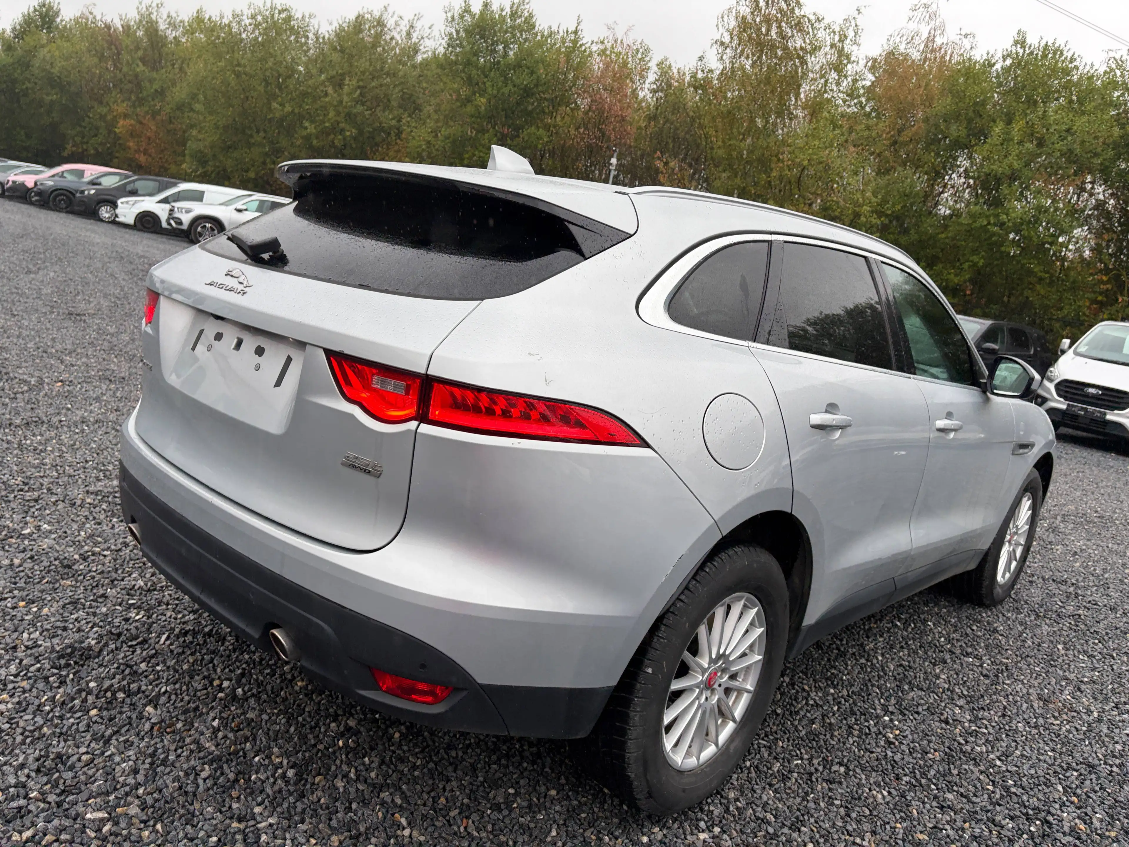 Jaguar F-Pace 2.0i Aut. AWD /€13.500 netto / Leder / Navi / ... — photo 3