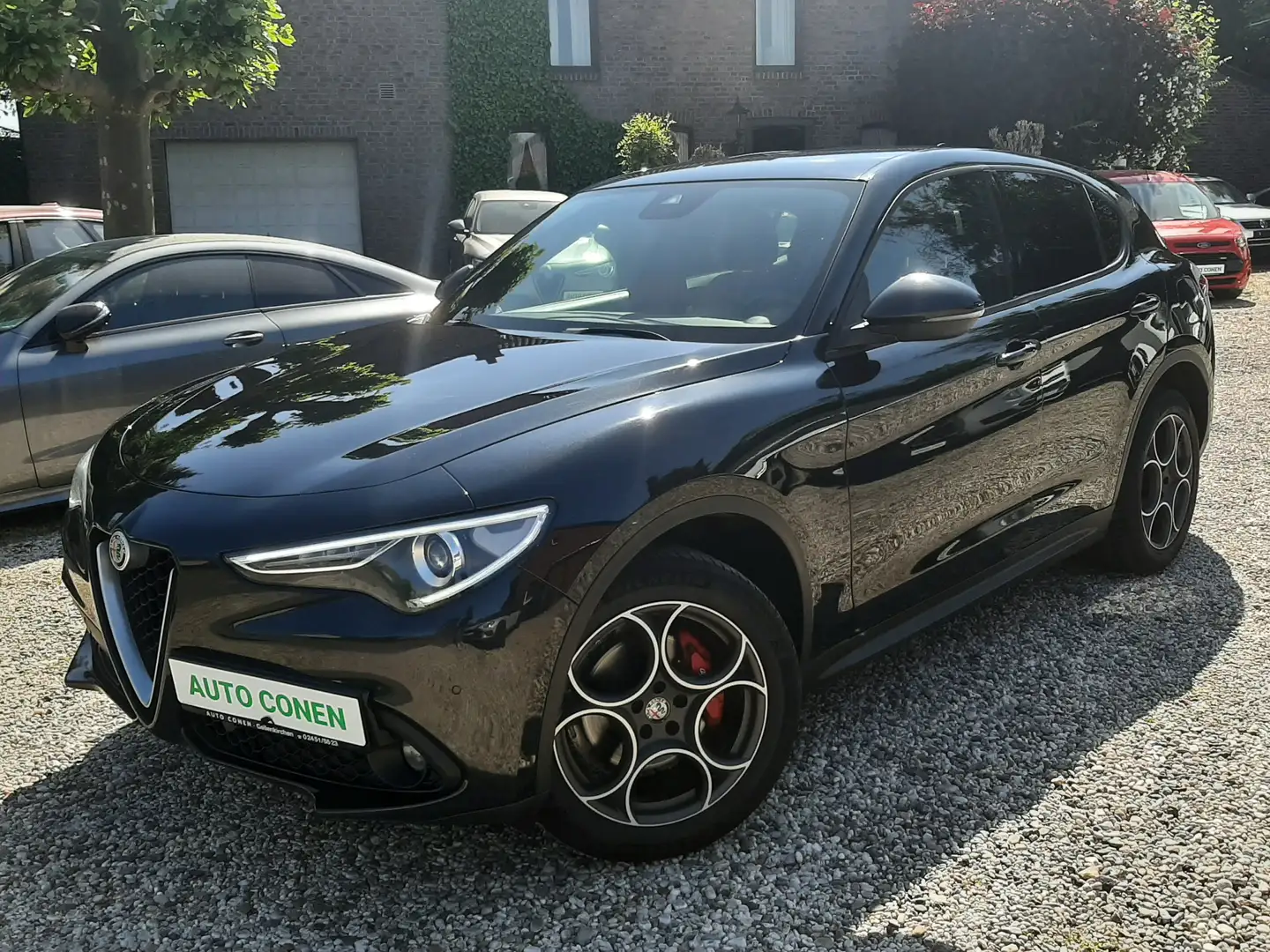 Alfa Romeo Stelvio Super Q4 Schwarz - 1