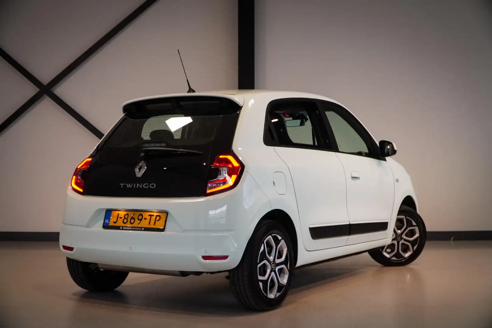 Renault Twingo 1.0 SCe Collection | LED | CarPlay | Cruise | NL-A Grün - 2