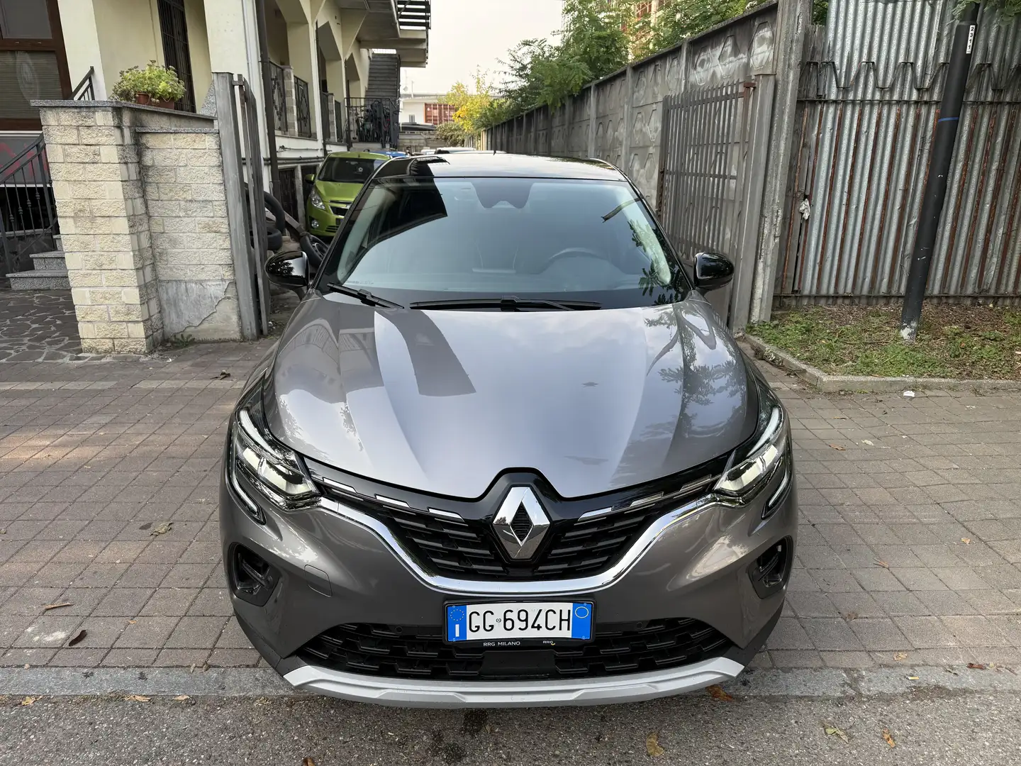 Renault Captur 1.0 tce Intens Gpl 100cv my21 Gris - 2