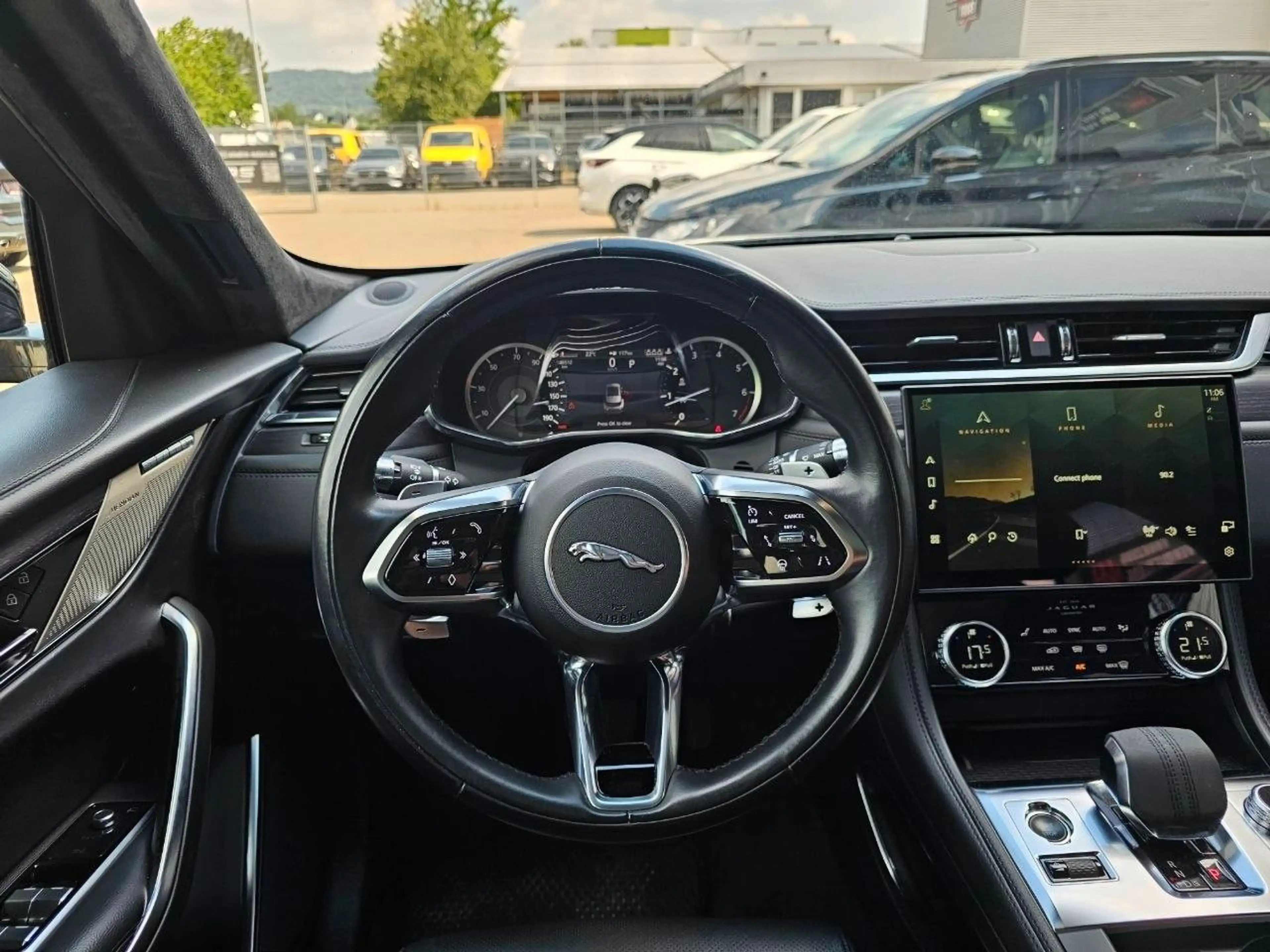 Jaguar F-Pace P250 S AWD LEder Navi Kamera — photo 15