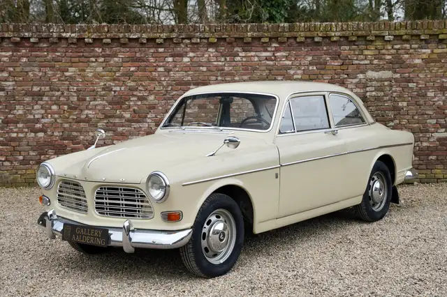 Volvo Amazon 121 "Owned by 1 family" One family possession - fr