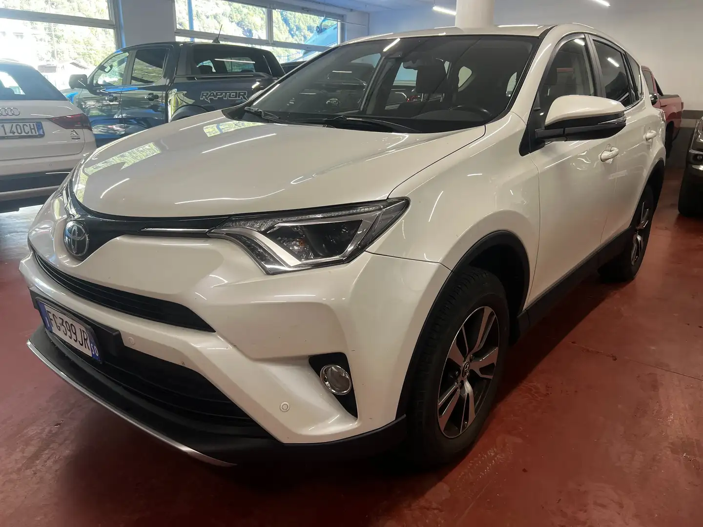 Toyota RAV 4 Rav4 IV Rav4 2.0 d-4d Lounge Blanc - 2