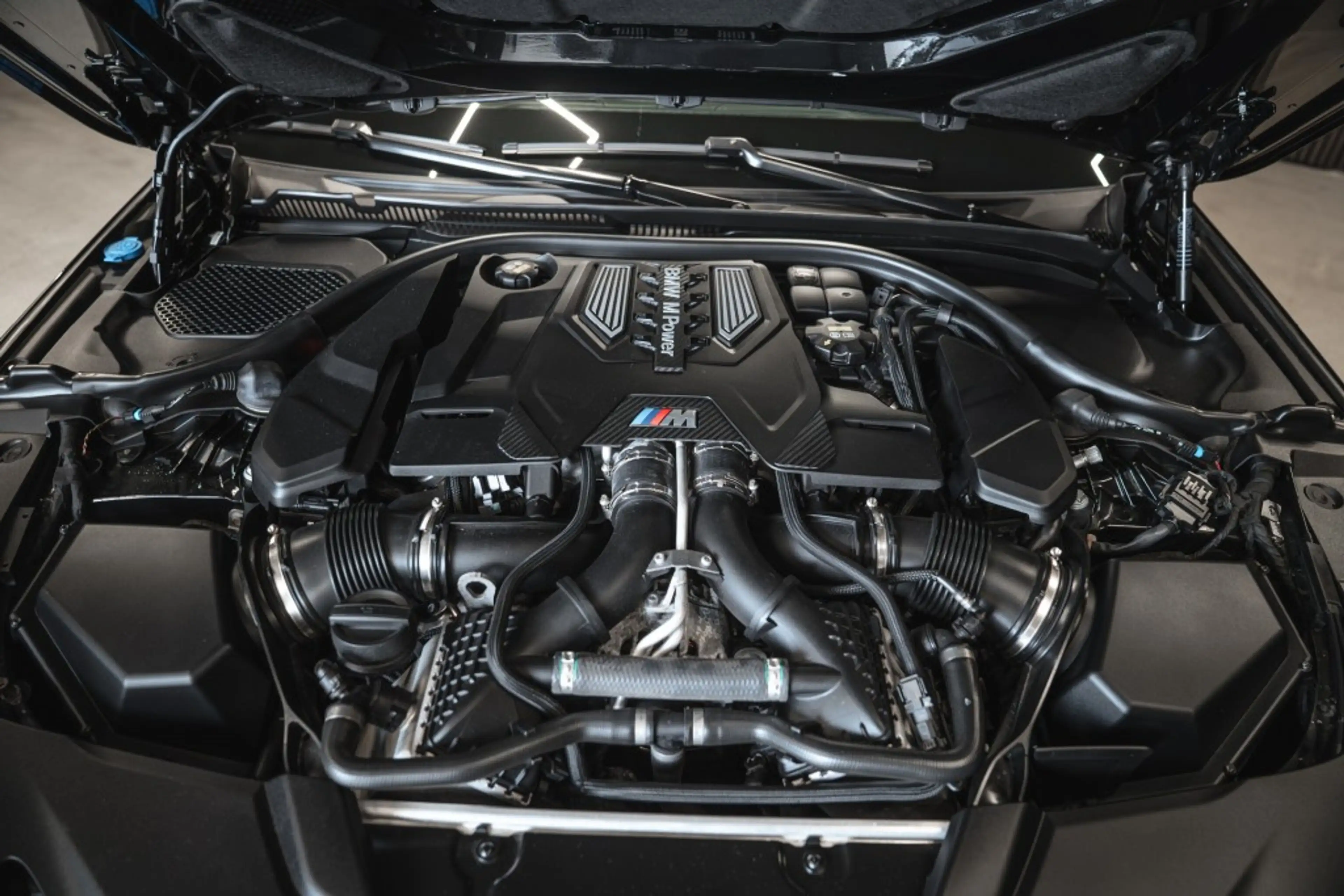 BMW M5 m5C, keramisch, Facelift pakket, stoel-venti, carb — photo 32