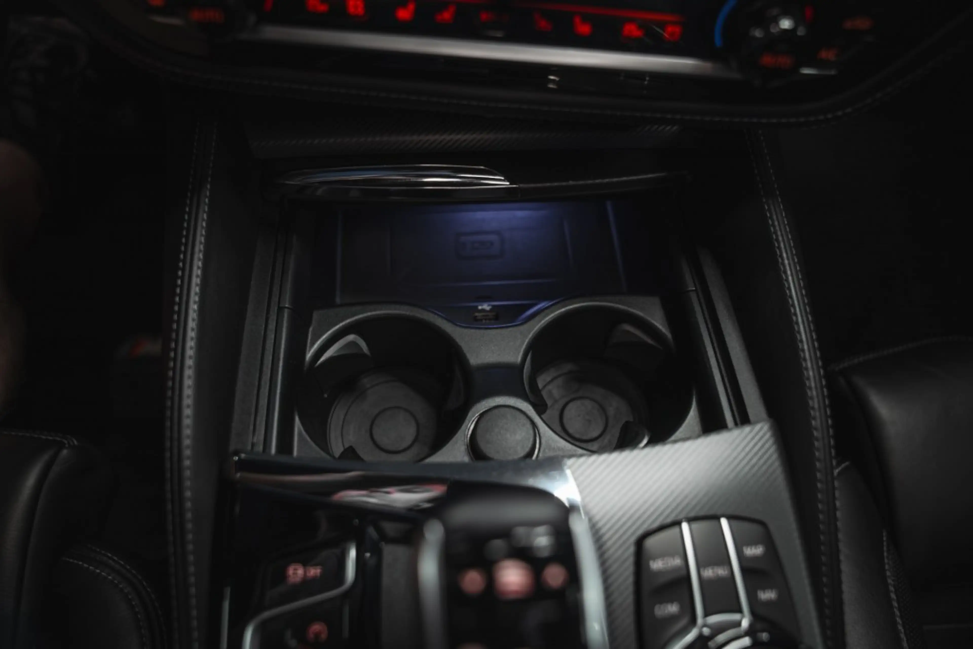 BMW M5 m5C, keramisch, Facelift pakket, stoel-venti, carb — photo 33