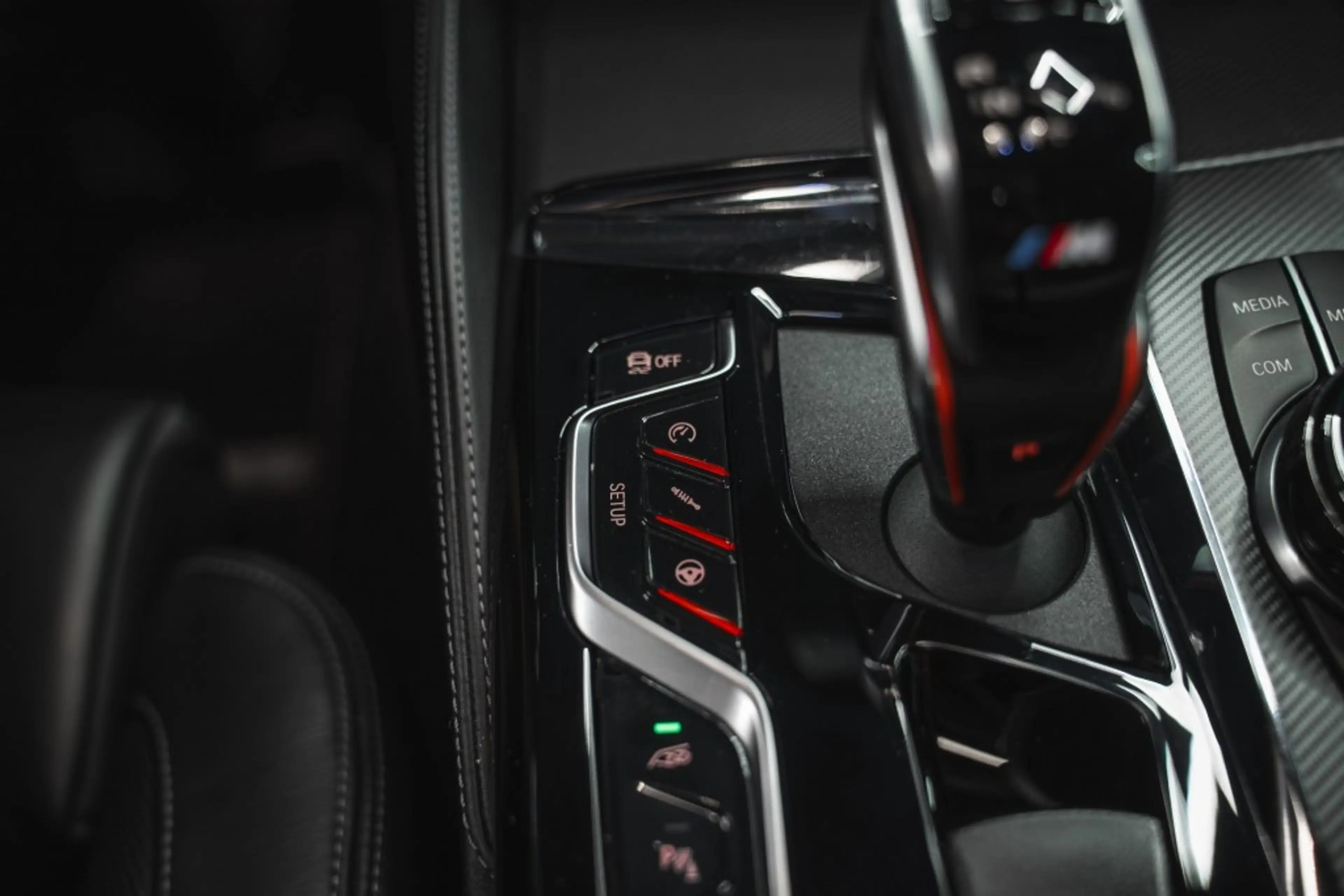 BMW M5 m5C, keramisch, Facelift pakket, stoel-venti, carb — photo 25