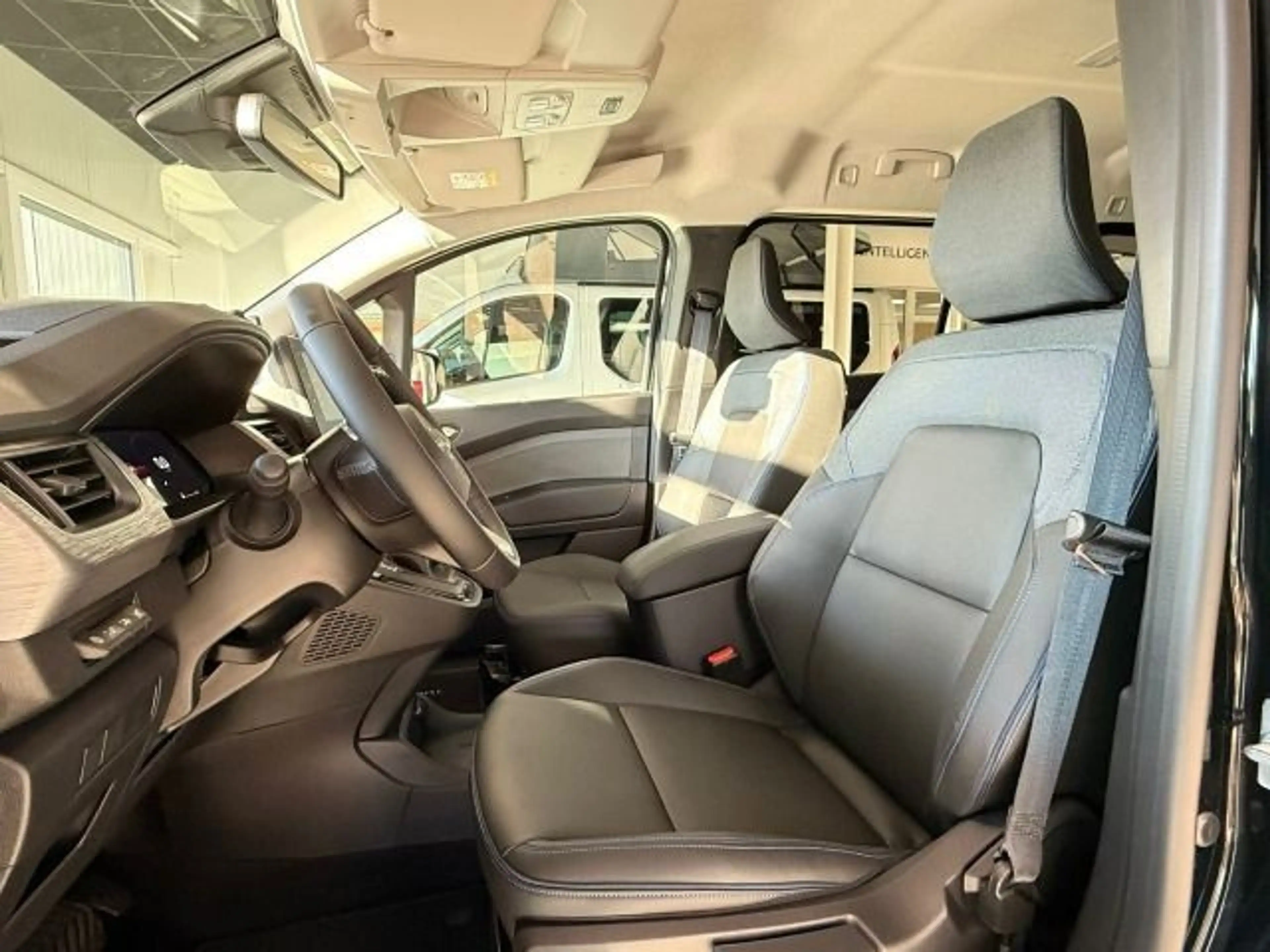 Nissan Townstar Kombi 130PS DCT L2 Tekna 7S — photo 11