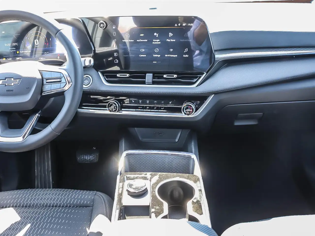 Chevrolet Equinox photo Chevrolet Equinox