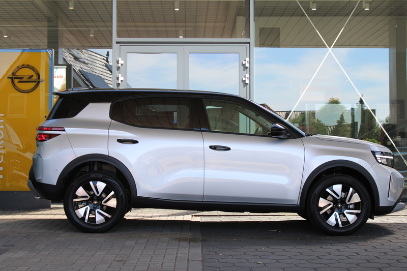 Opel Frontera 1.2 Turbo Hybrid GS 7p. 5 JR GARANTIE | Winterpack — photo 2