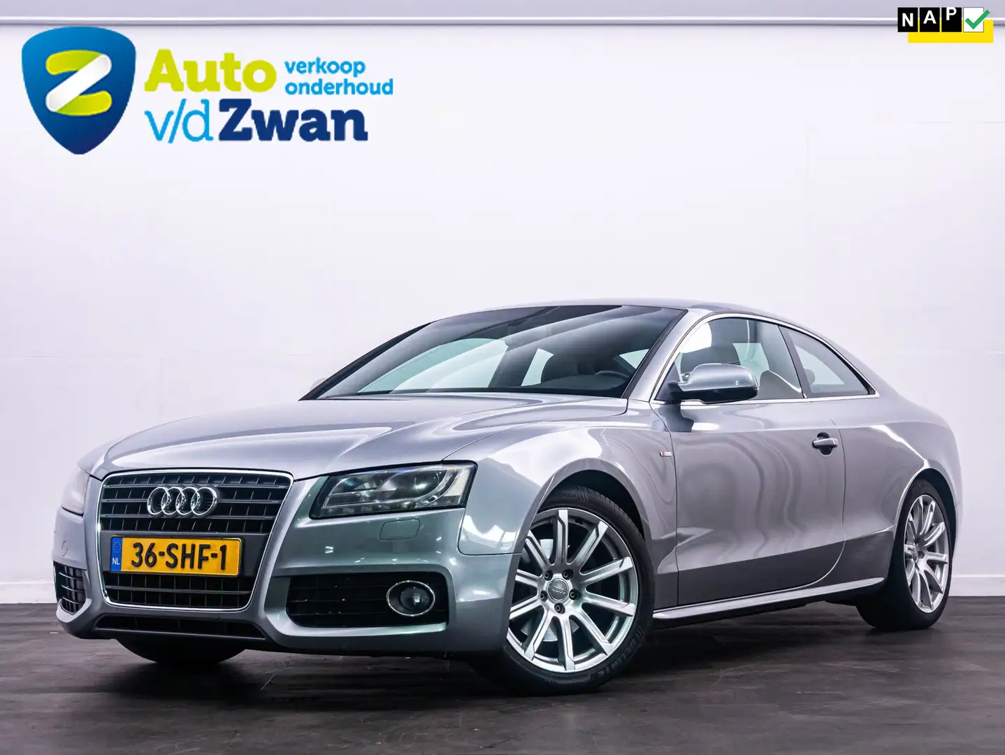 Audi A5 Coupé 1.8 TFSI 2 X S-line ABT Leder/Navi/NL-Auto/N Grijs - 1
