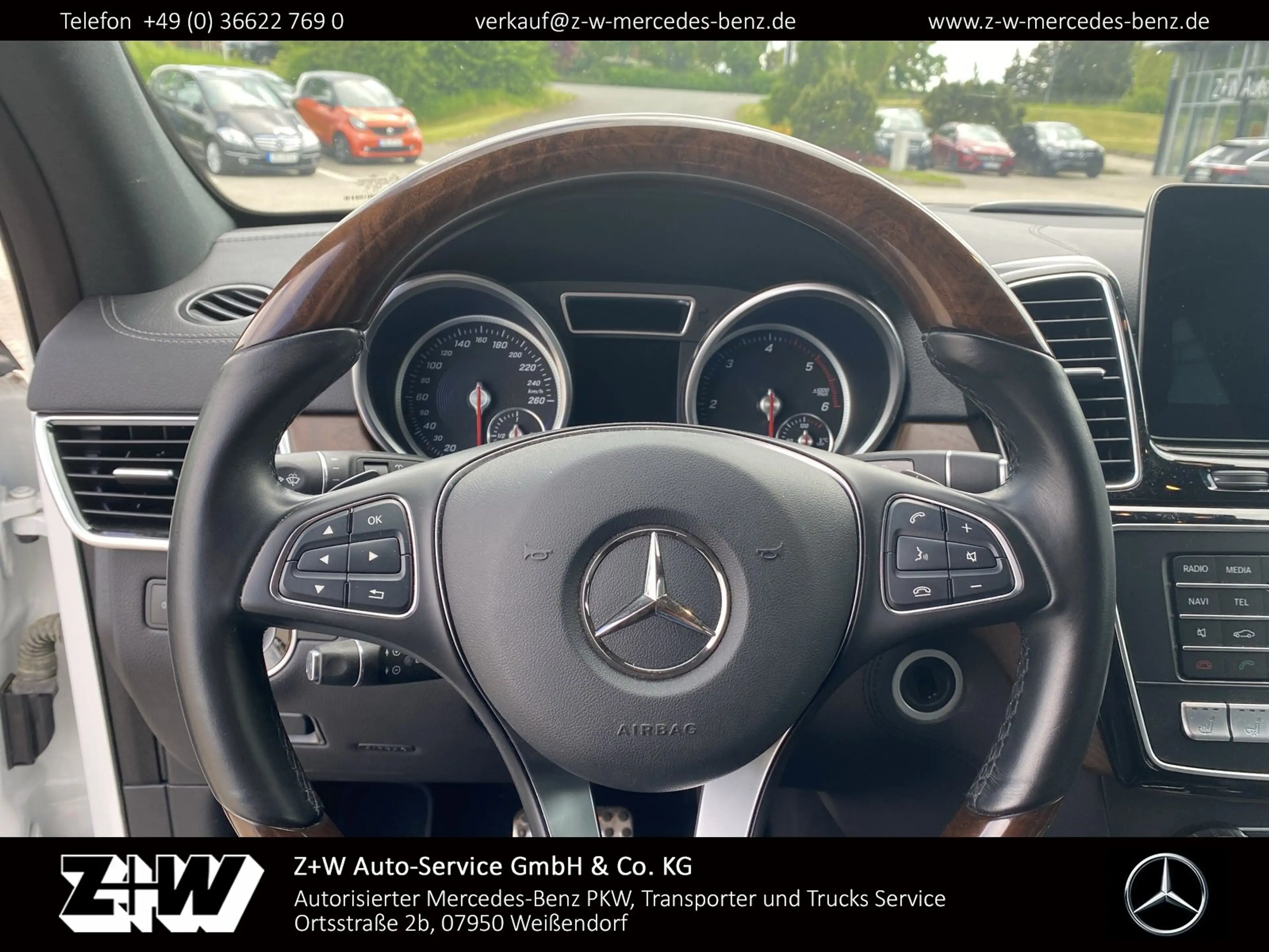 Mercedes-Benz GLE 350 GLE 350 d 4MATIC AMG Line Exterieur/COMAND APS — photo 17