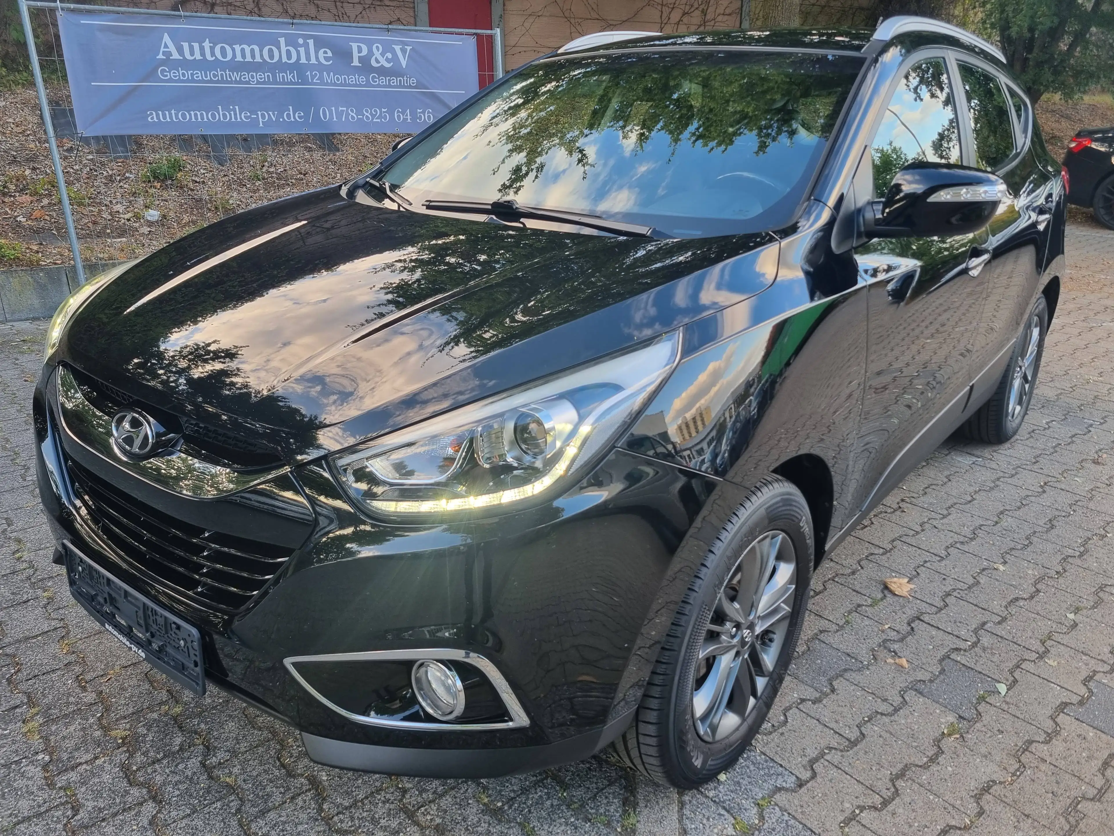 Hyundai iX35 FIFA World Cup Edition 2WD*AHK*Sitzh*Klima*