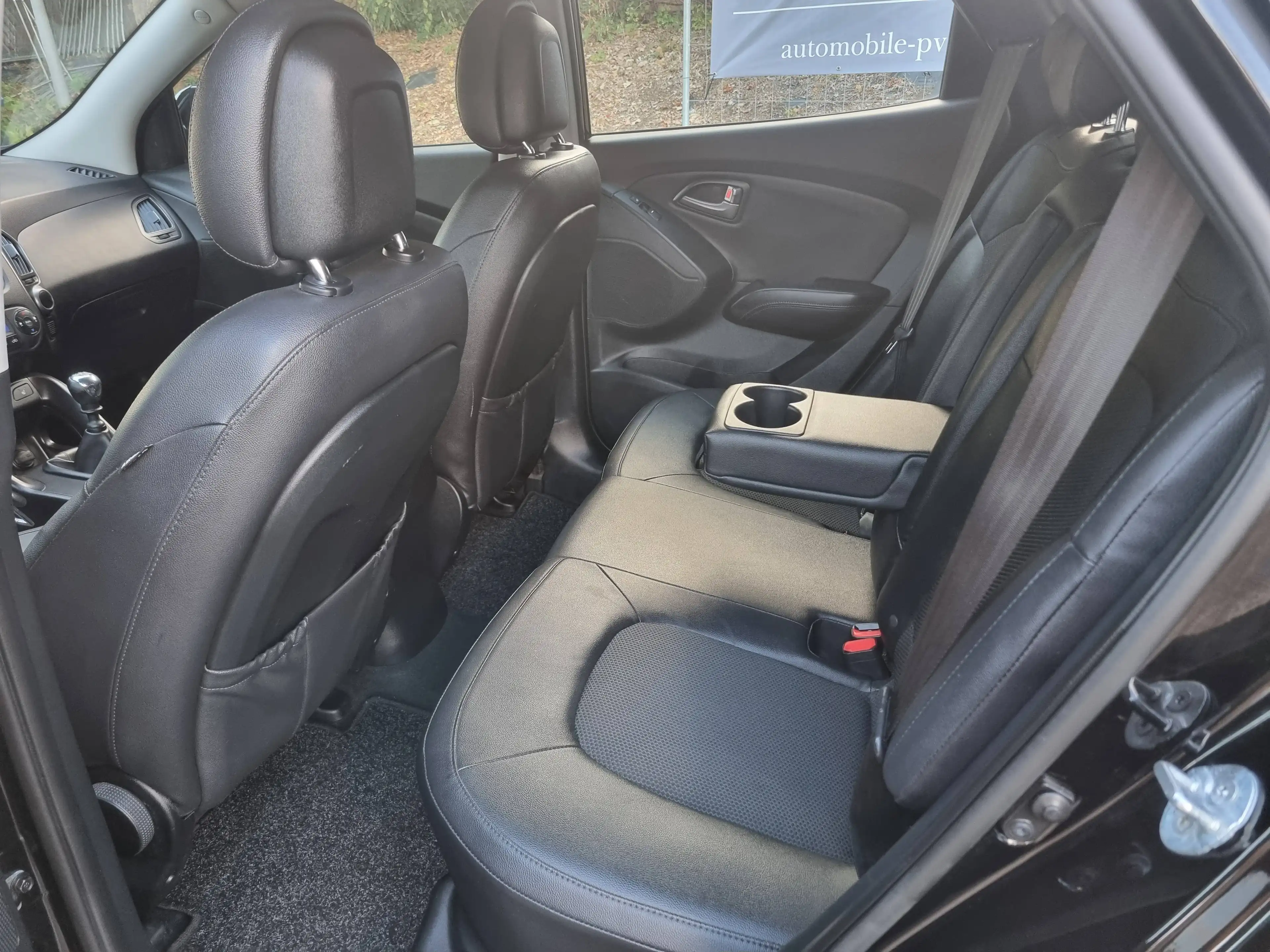 Hyundai iX35 FIFA World Cup Edition 2WD*AHK*Sitzh*Klima* — photo 8