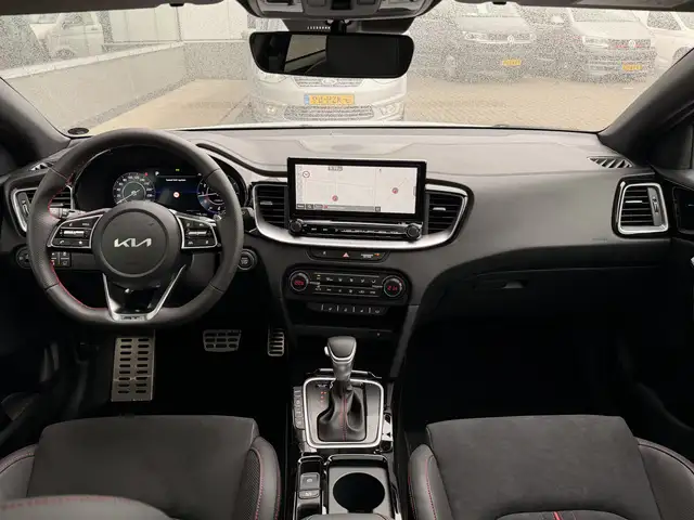 Kia Proceed view 23