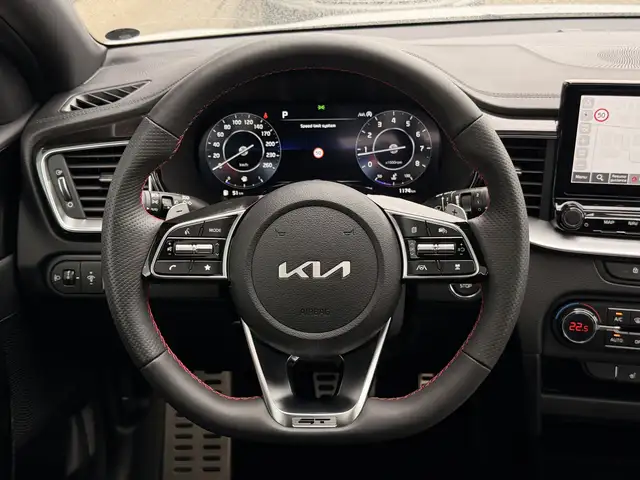 Kia Proceed view 25