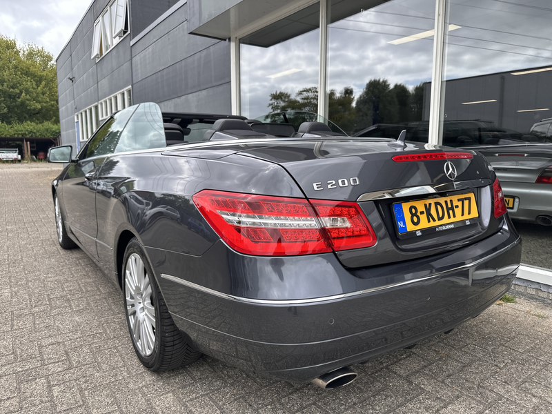 Mercedes-Benz E 200 Cabrio CGI Avantgarde CARPLAY,LEDER,AIRSCARF VENTI — photo 8
