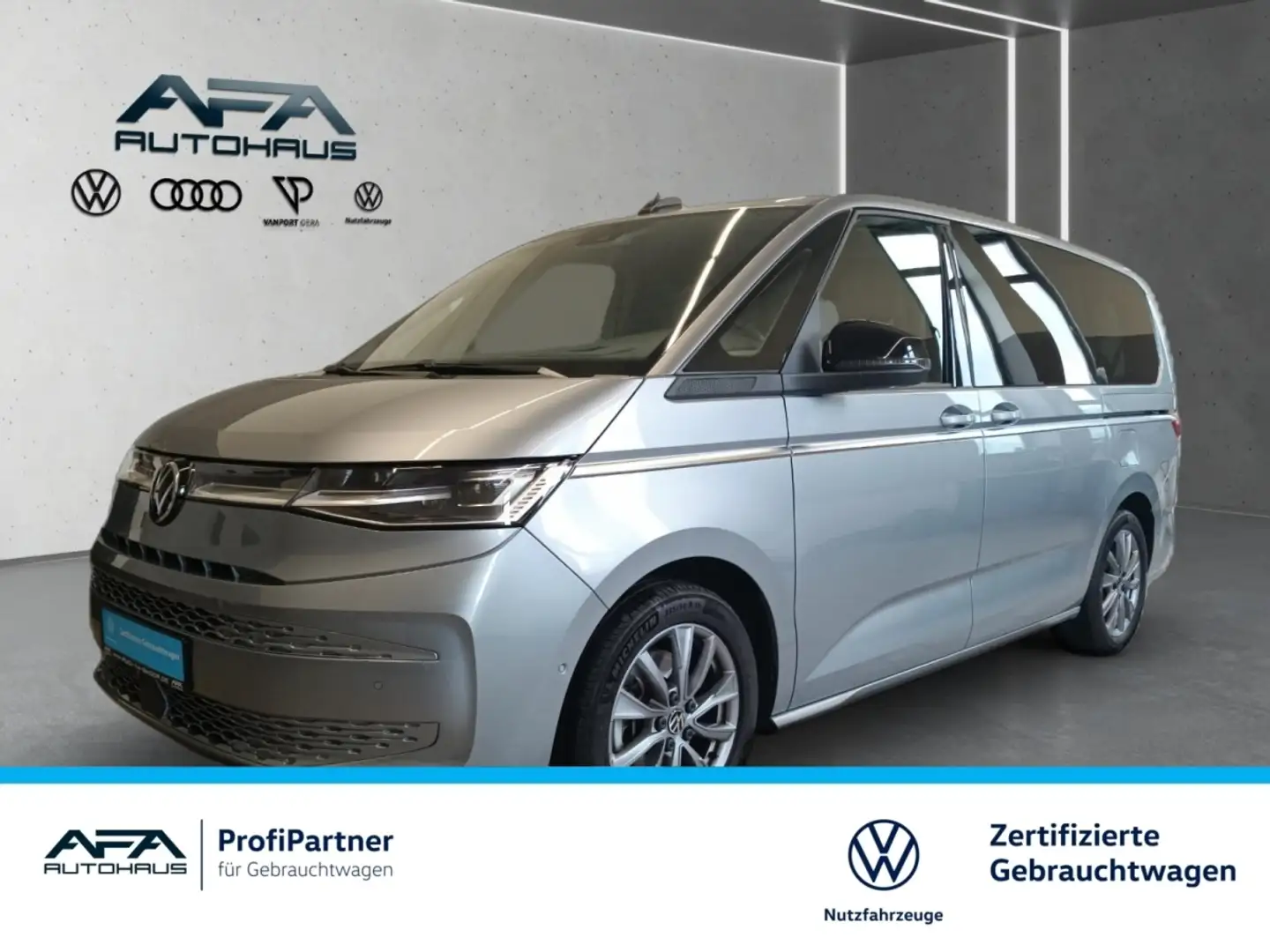 Volkswagen T7 Multivan 2.0 TDI Style lang DSG LED*AHK*STHZ Silber - 1