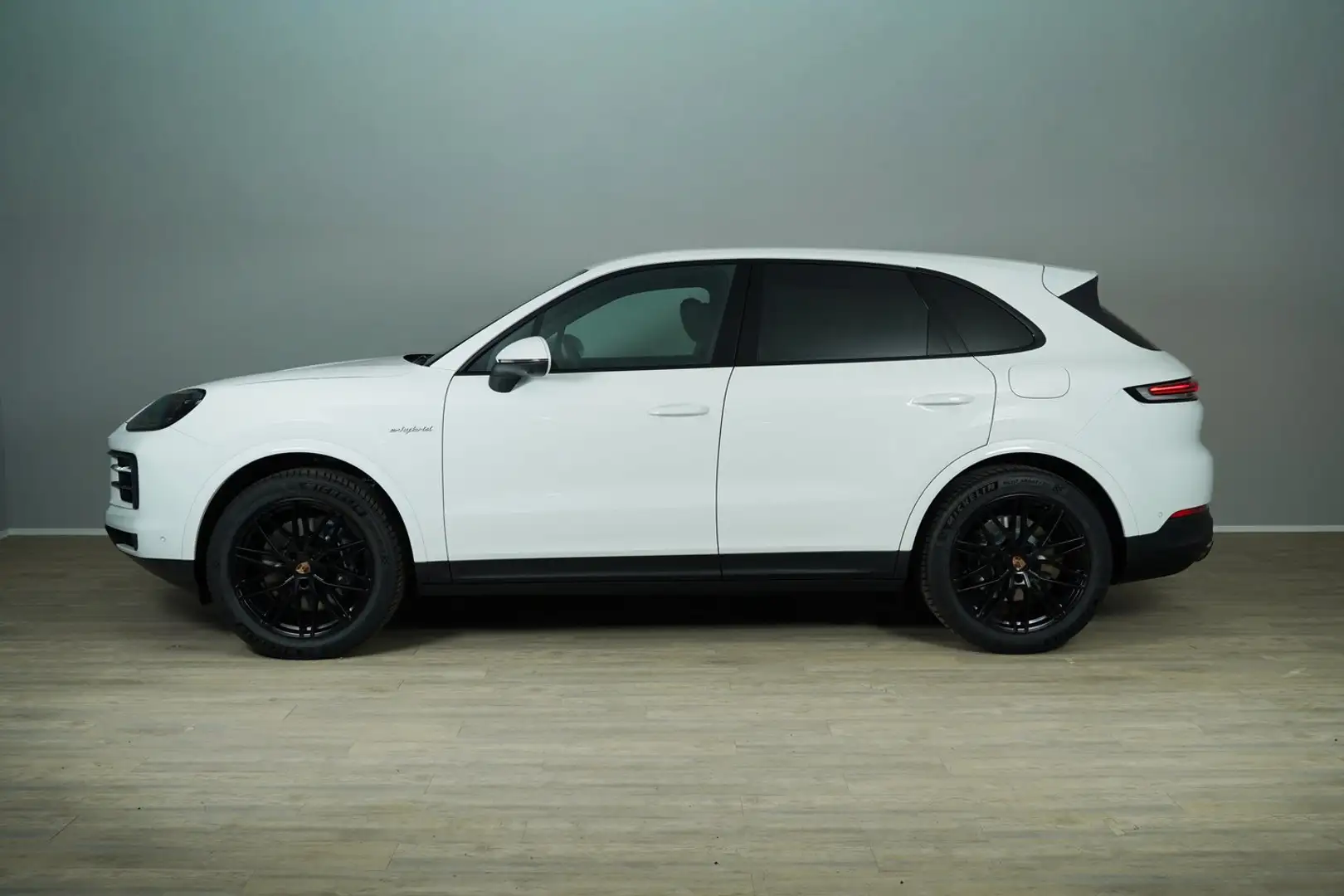 Porsche Cayenne E-Hybrid Weiß - 2