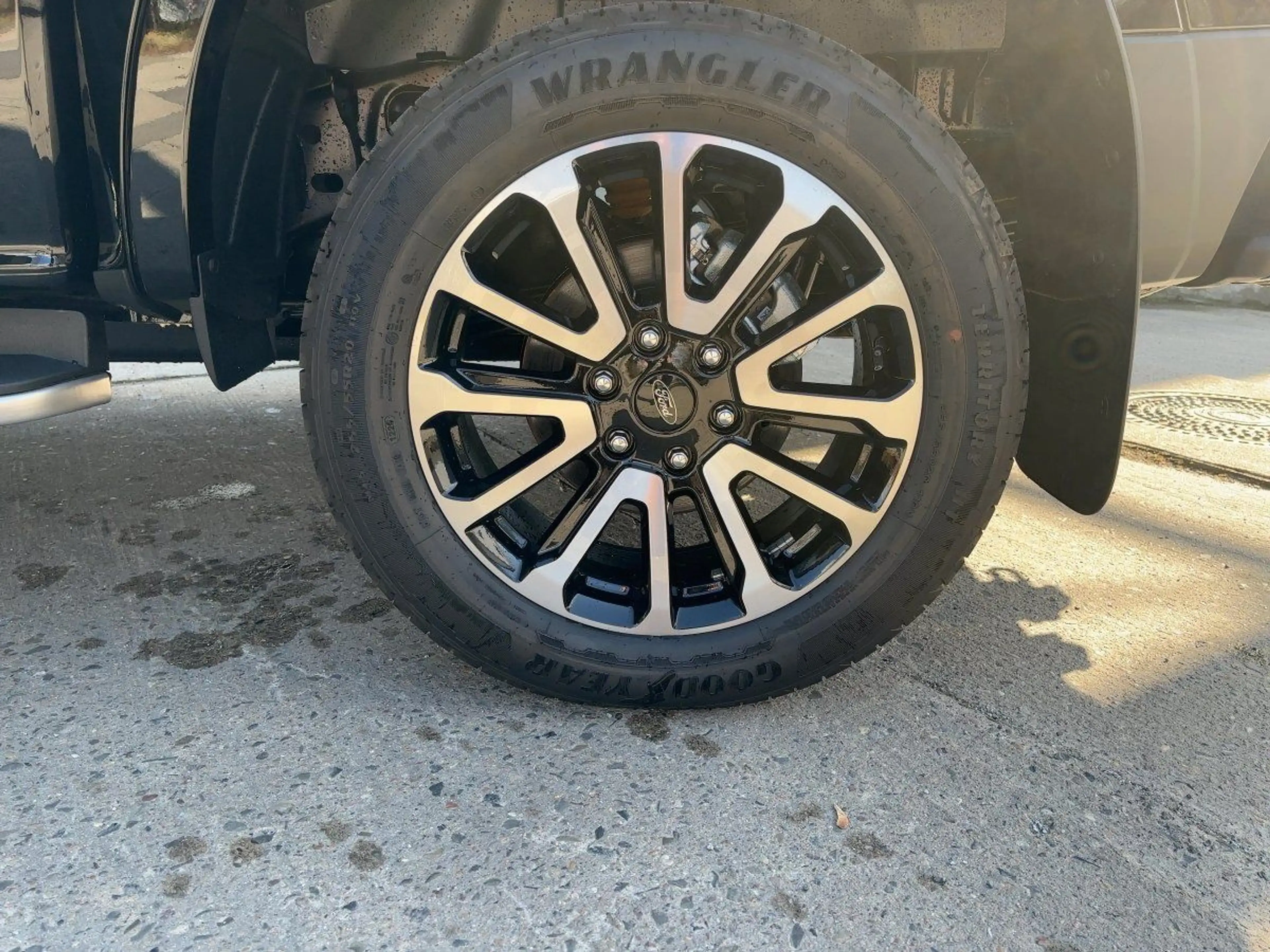 Ford Ranger DoKa 3.0l Ecoblue Platinum 177 kW — photo 14
