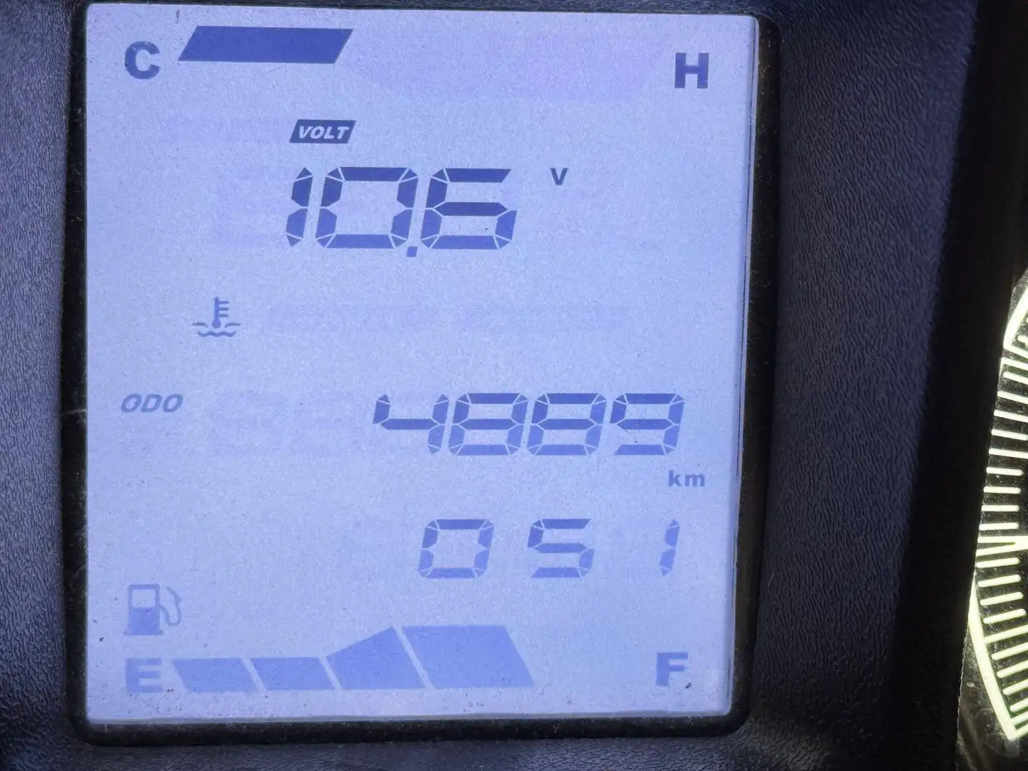 Kymco K-XCT 300i X-TOWN Gris - 2