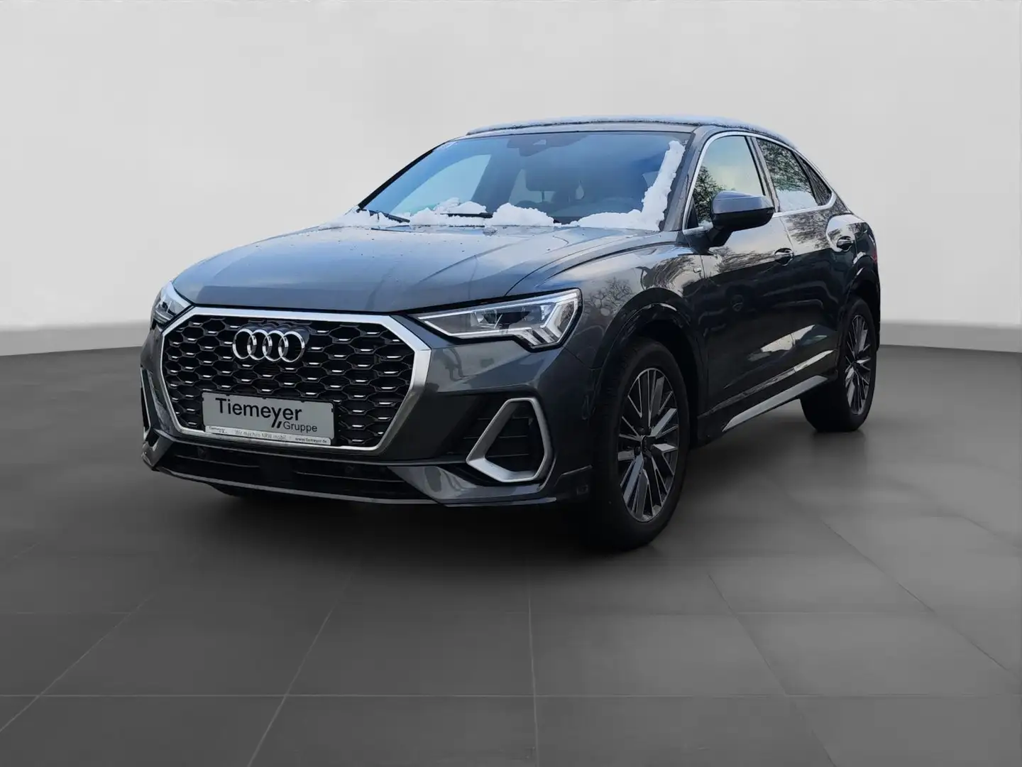 Audi Q3 35 TDI 2x S LINE LM19 PANO LED ASSI Grau - 2