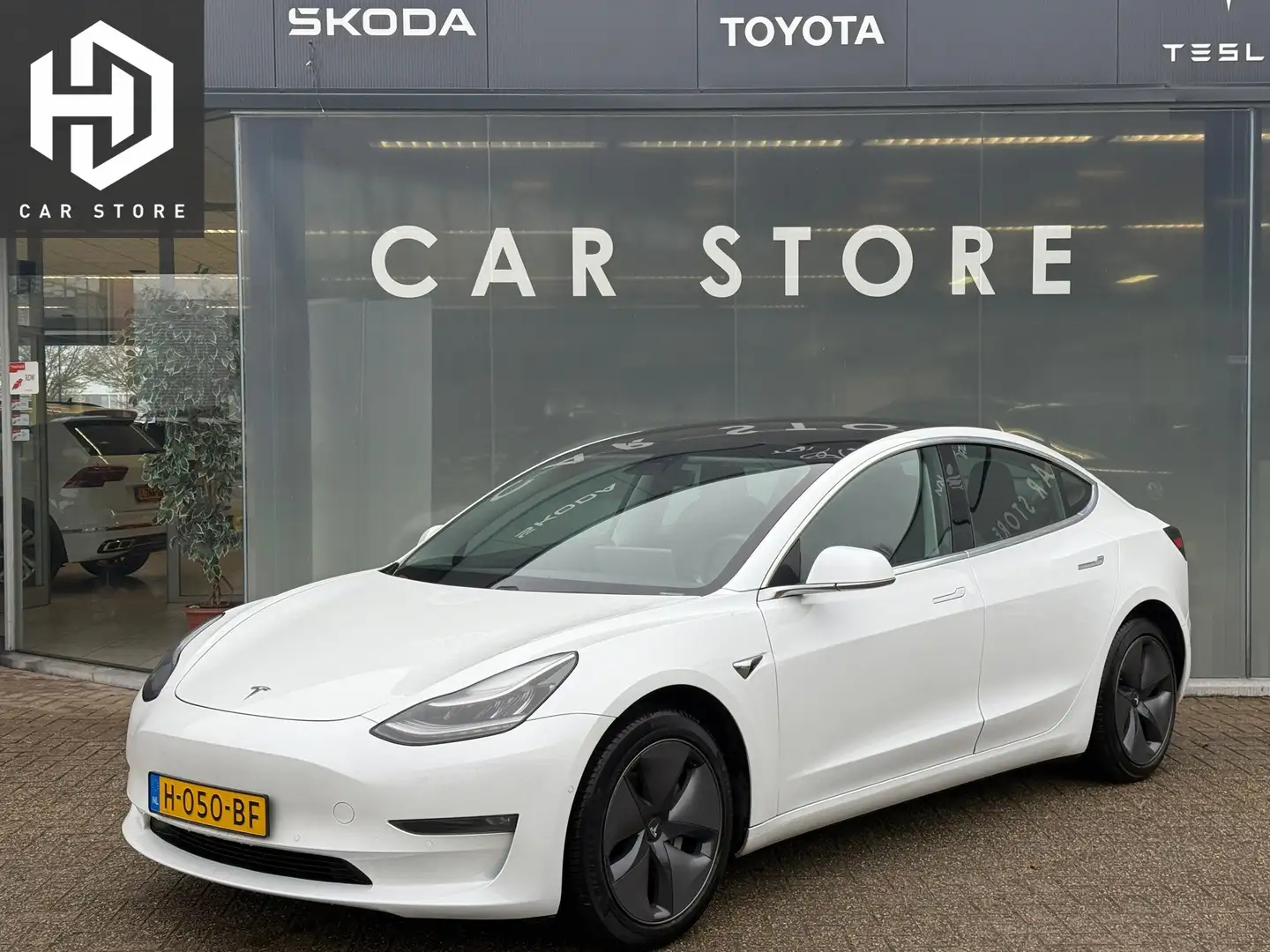 Tesla Model 3 Long Range AWD 75 kWh 88% SOH TREKHAAK DUAL MOTOR Weiß - 1