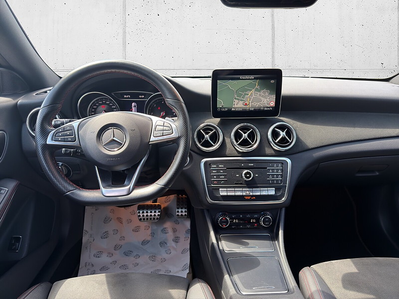 Mercedes-Benz CLA 200 d Shooting Brake Aut. AMG-Line/LED/NAVI — photo 14