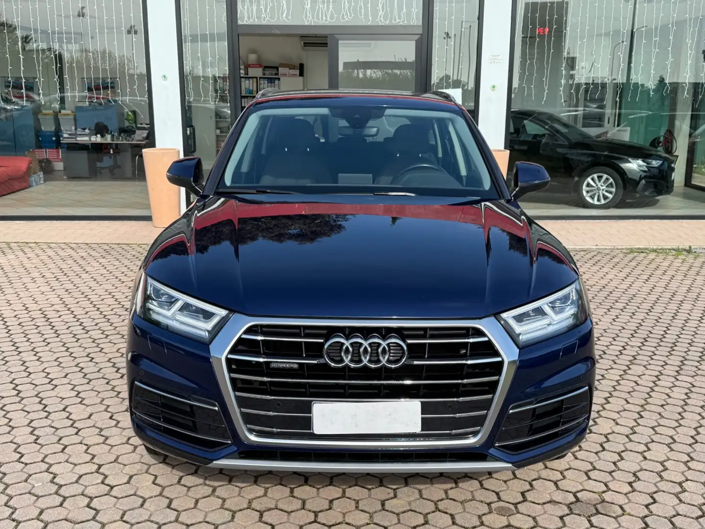 Audi Q5 40 TDI 204 CV quattro S tronic Design Blu/Azzurro - 1