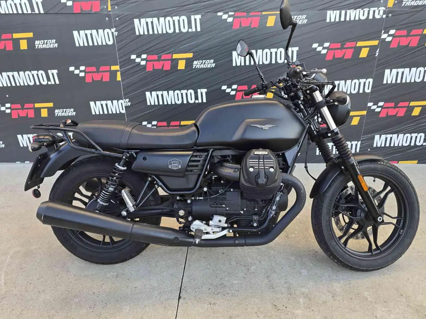 Moto Guzzi V 7 Stone III Uniproprietario Nero - 1