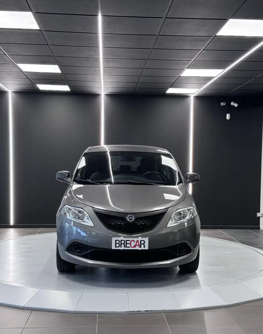 Lancia Ypsilon Ypsilon III 2015 1.0 firefly hybrid Silver s Grigio - 2