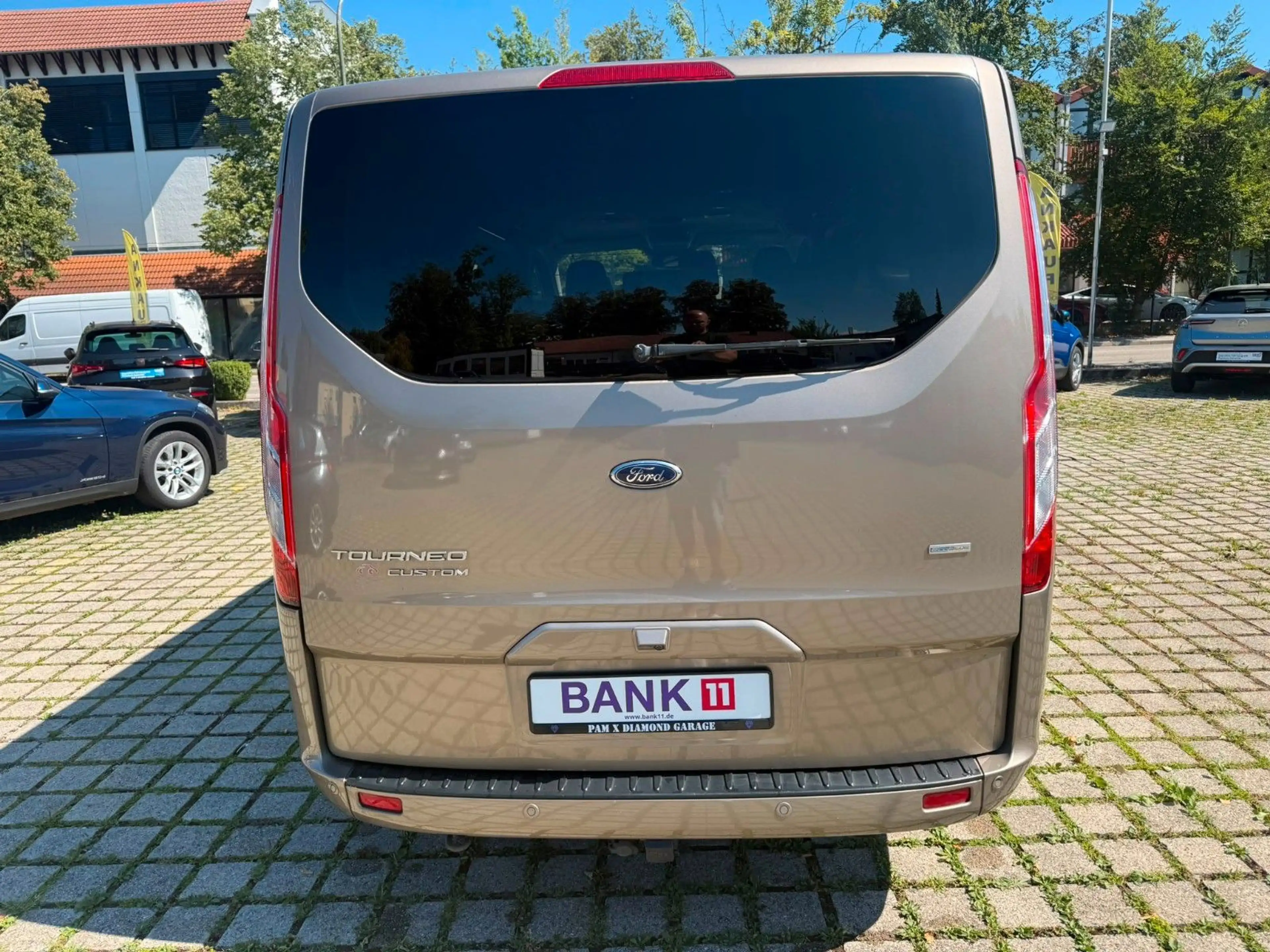 Ford Tourneo Custom 2.0 TDCI — photo 7