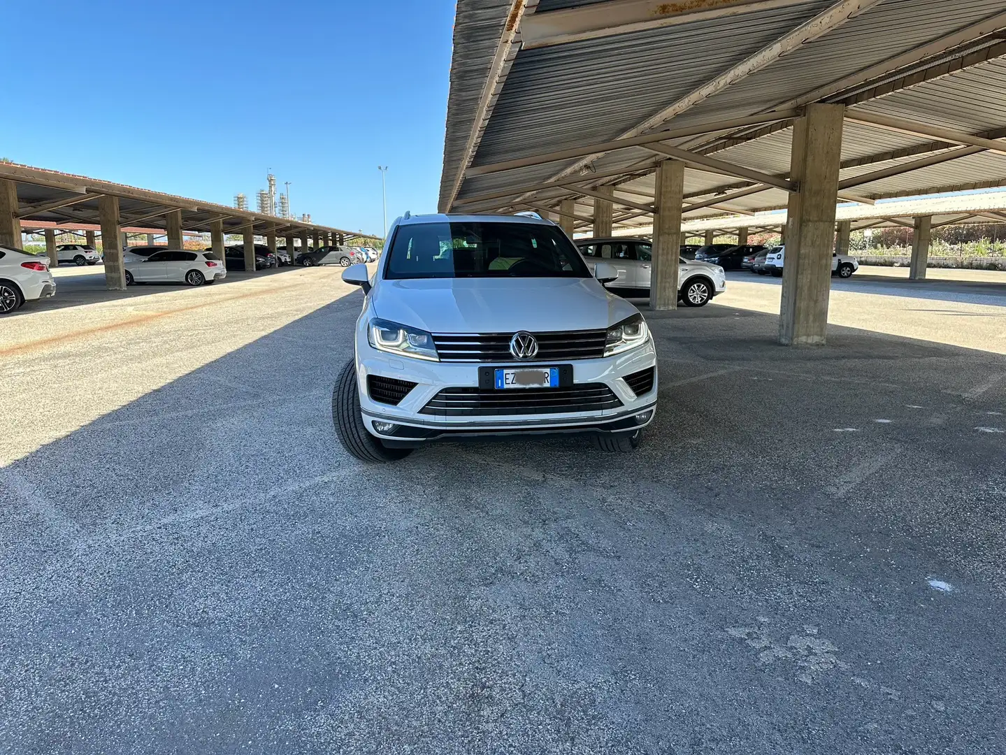 Volkswagen Touareg 3.0 V6 tdi Executive 204cv tiptronic - 2