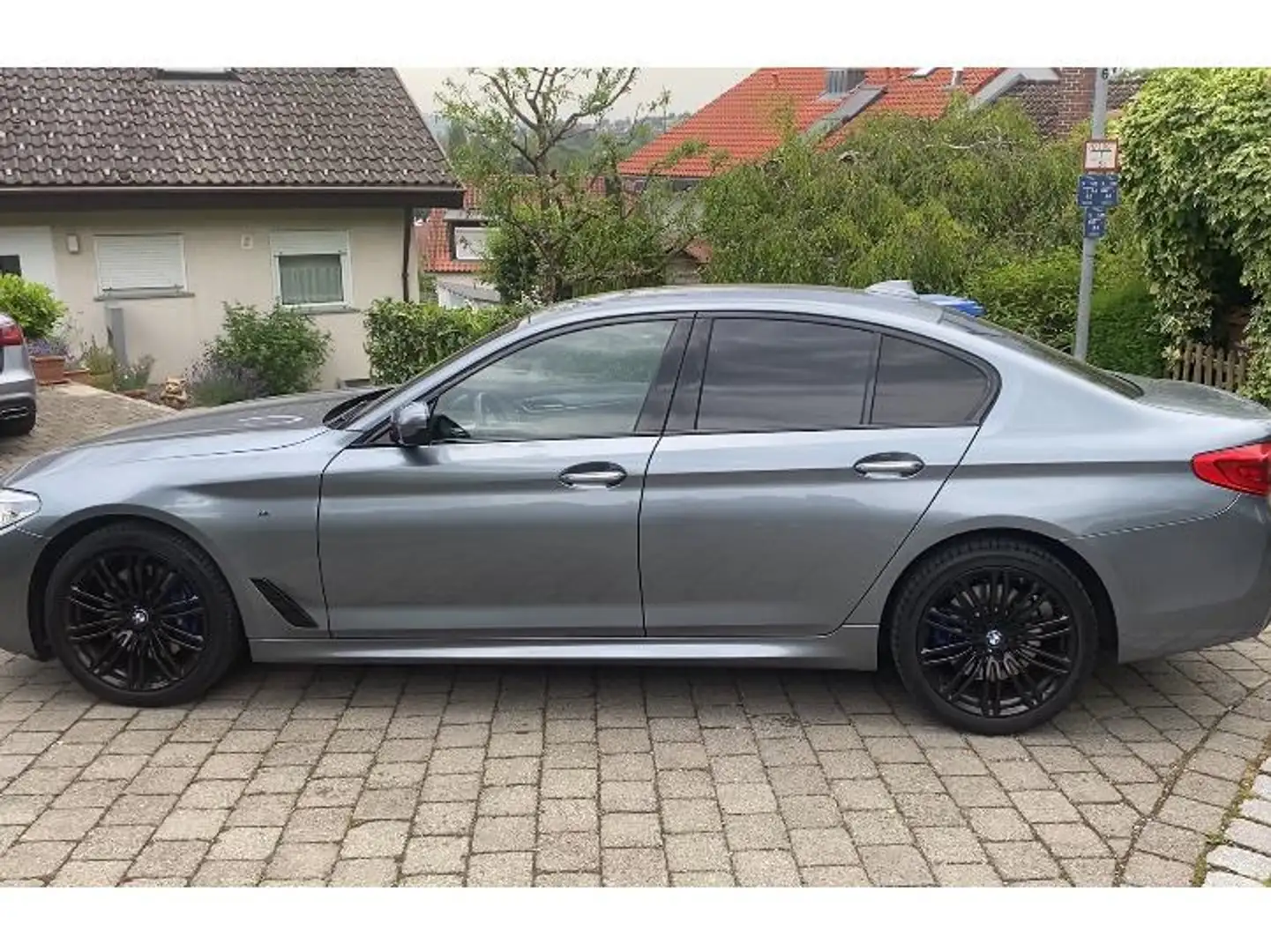 BMW 525 525d M-Paket Grijs - 1