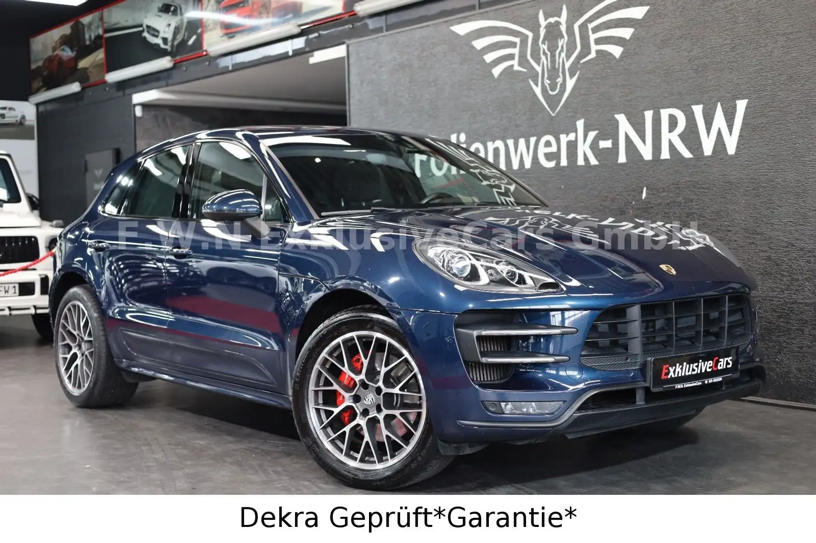 Porsche Macan 3.6l Turbo 400PS*Pano*Bose*Luft*Kamera* Blau - 1