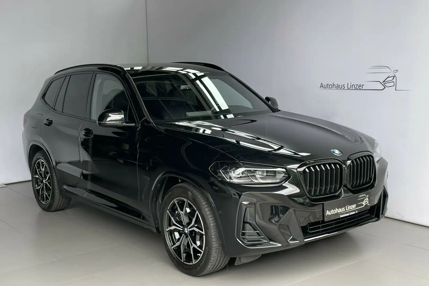 BMW X3 xDrive20d M-Sport *LED*AHK*MEMO*KeyGo*LenkradH* Schwarz - 1