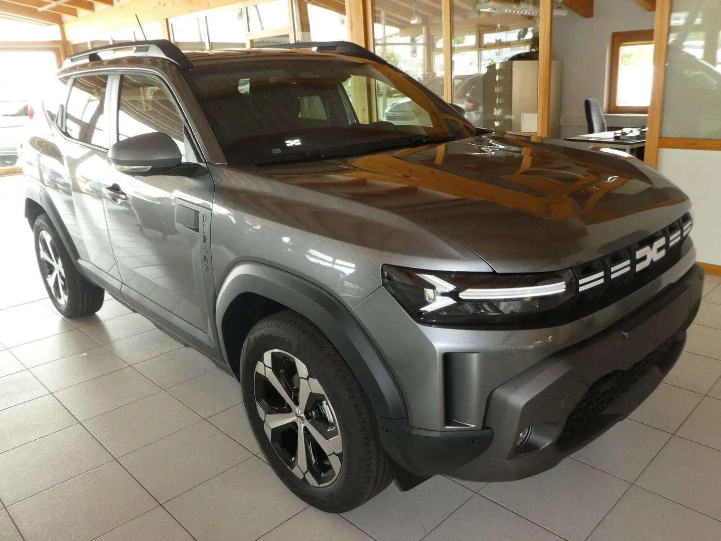 Dacia Duster TCe 130 2WD Journey 96 kW (131 PS), Schaltgetri... Grijs - 2