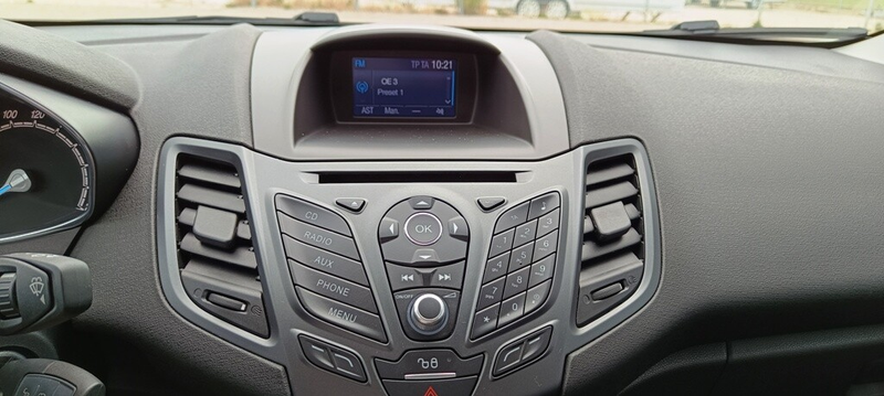 Ford Fiesta Trend 1,25 — photo 13