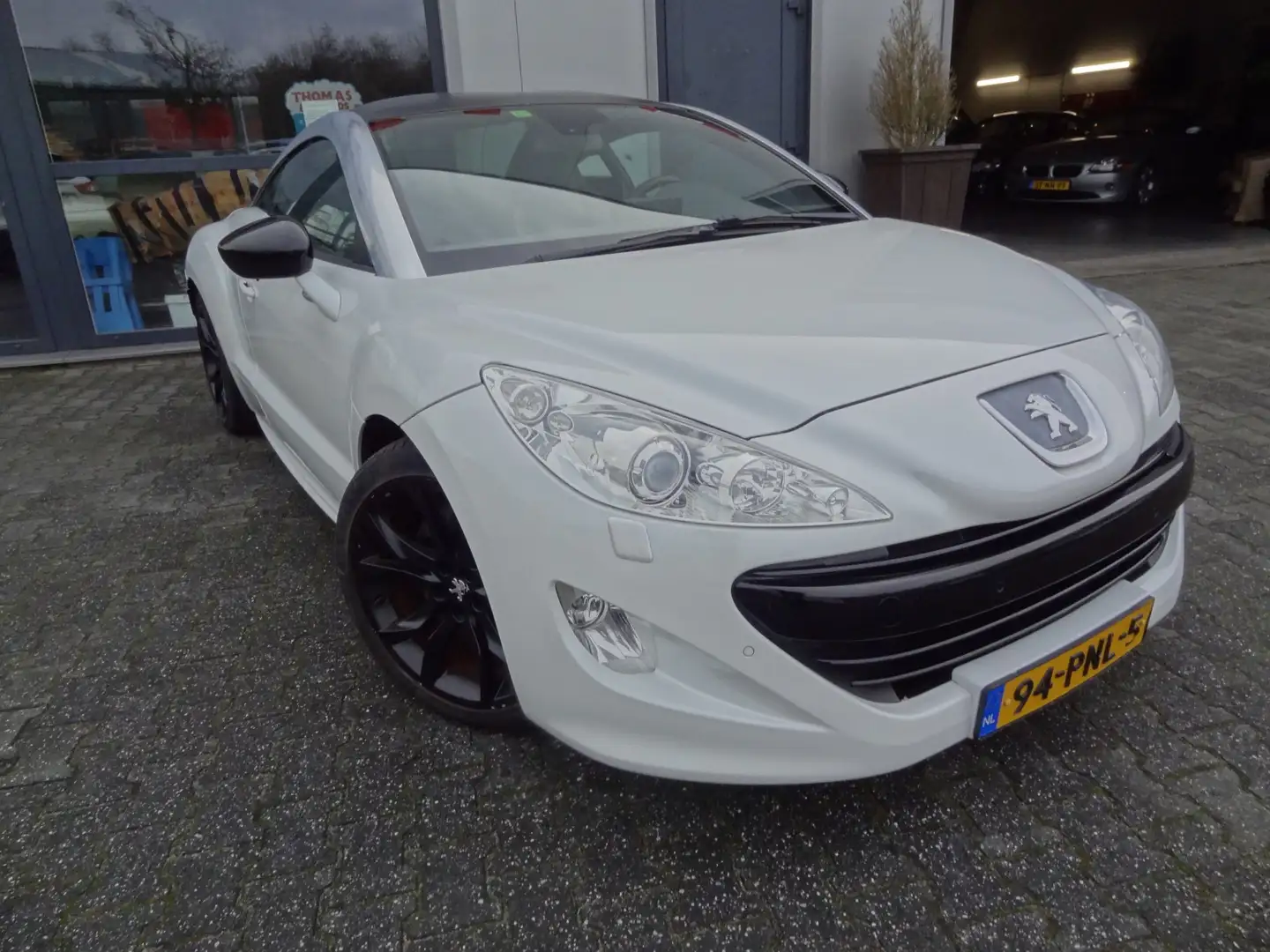 Peugeot RCZ 1.6 THP 200PK | NL-auto | LMV | CC | Navi | Cruise Wit - 2