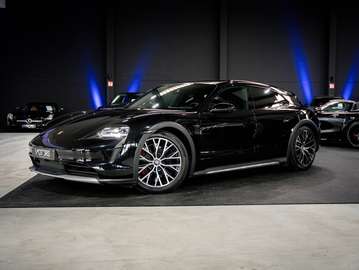 4S Cross Turismo - Sport Chrono - Achterasbesturing -  Pano - Luchtvering  - 20" Turbo S - Surround