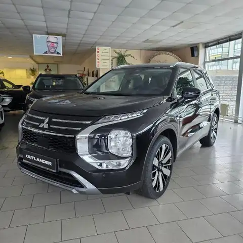 Mitsubishi Outlander 2.4L PHEV Intro Edition