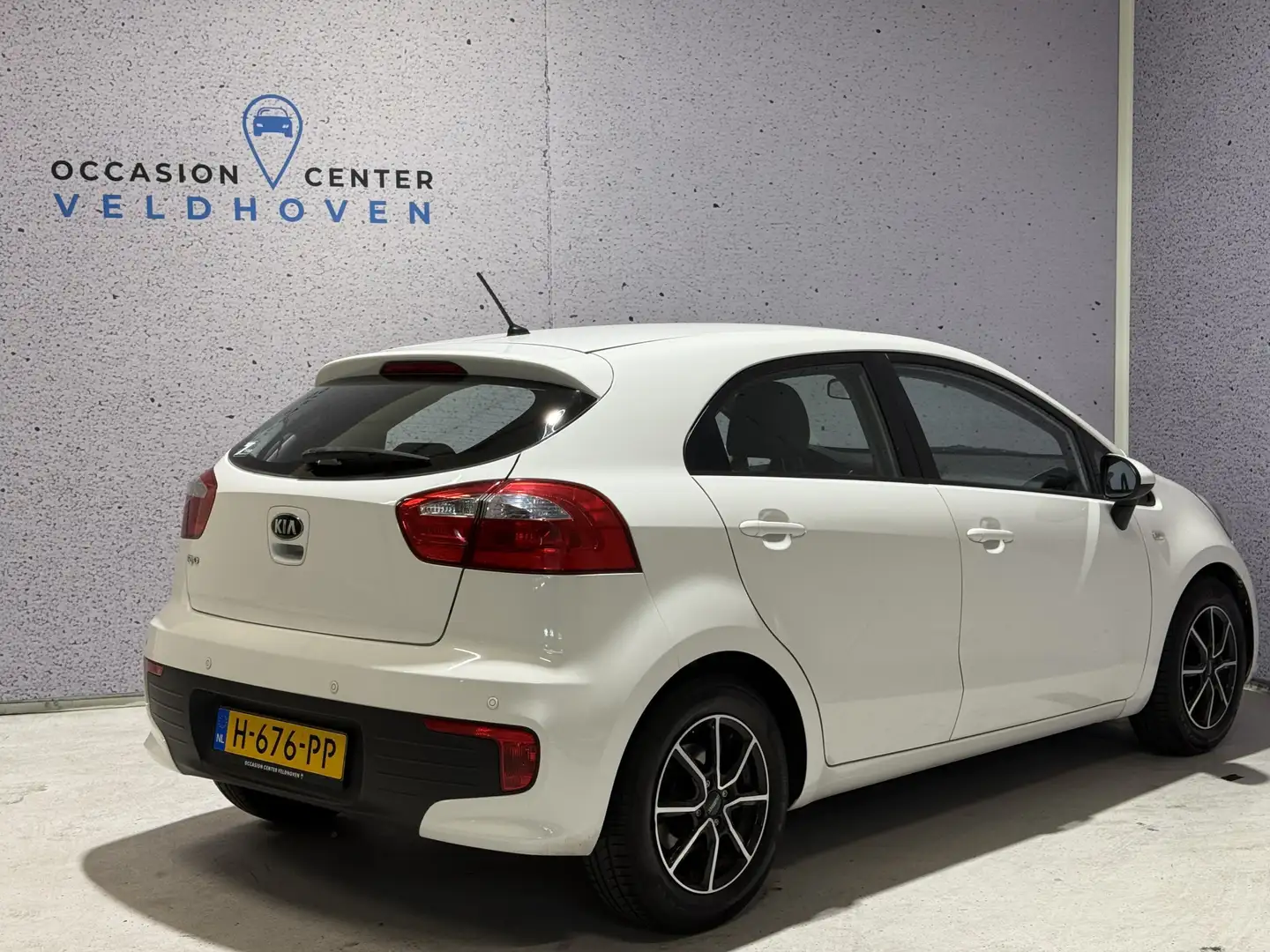 Kia Rio 1.2 CVVT ComfortLine // AIRCO // L.M. VELGEN // PA Blanc - 2