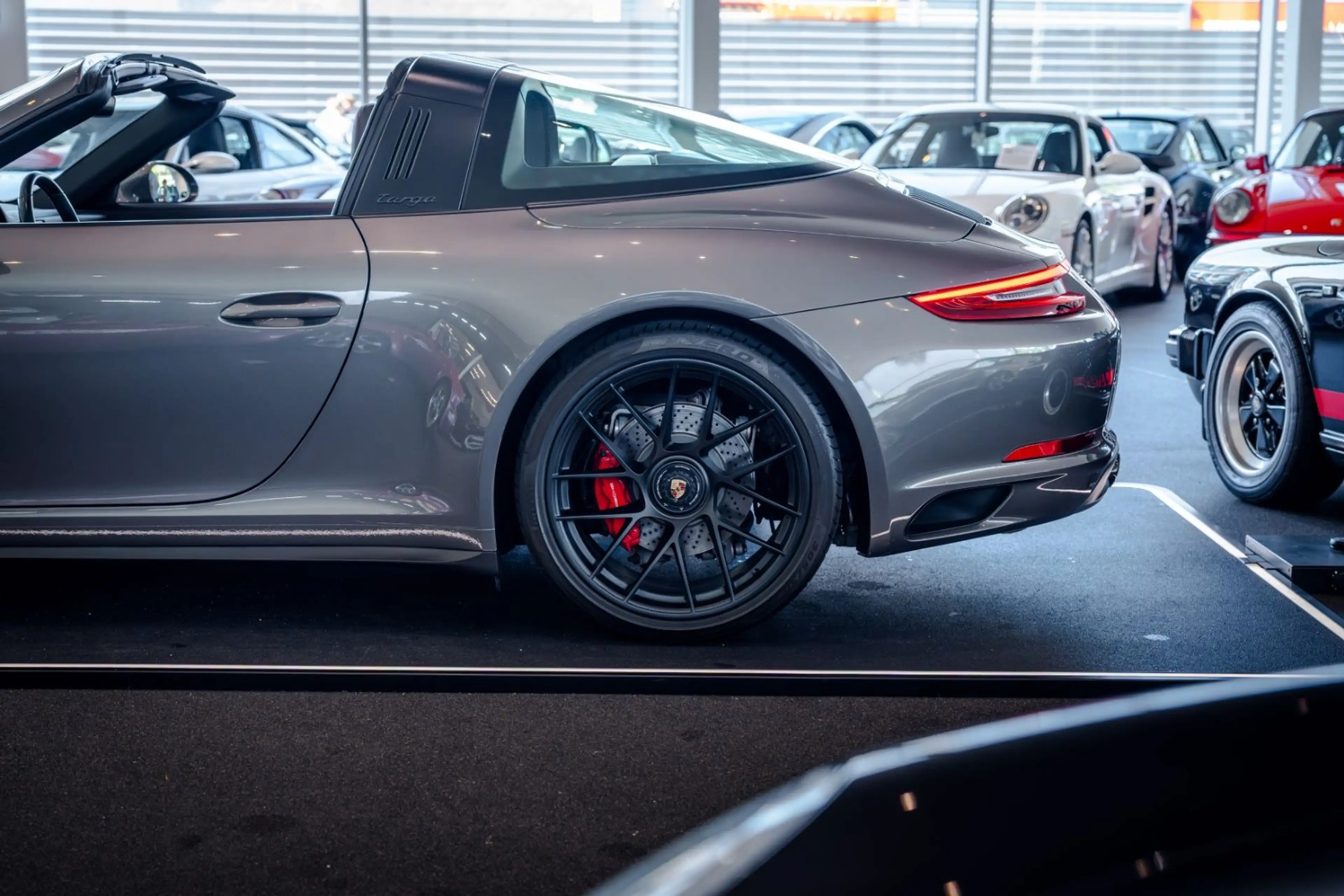 Porsche 991 .2 Targa 4 GTS*Approved*Bose*Carbon*Deutsch* — photo 6